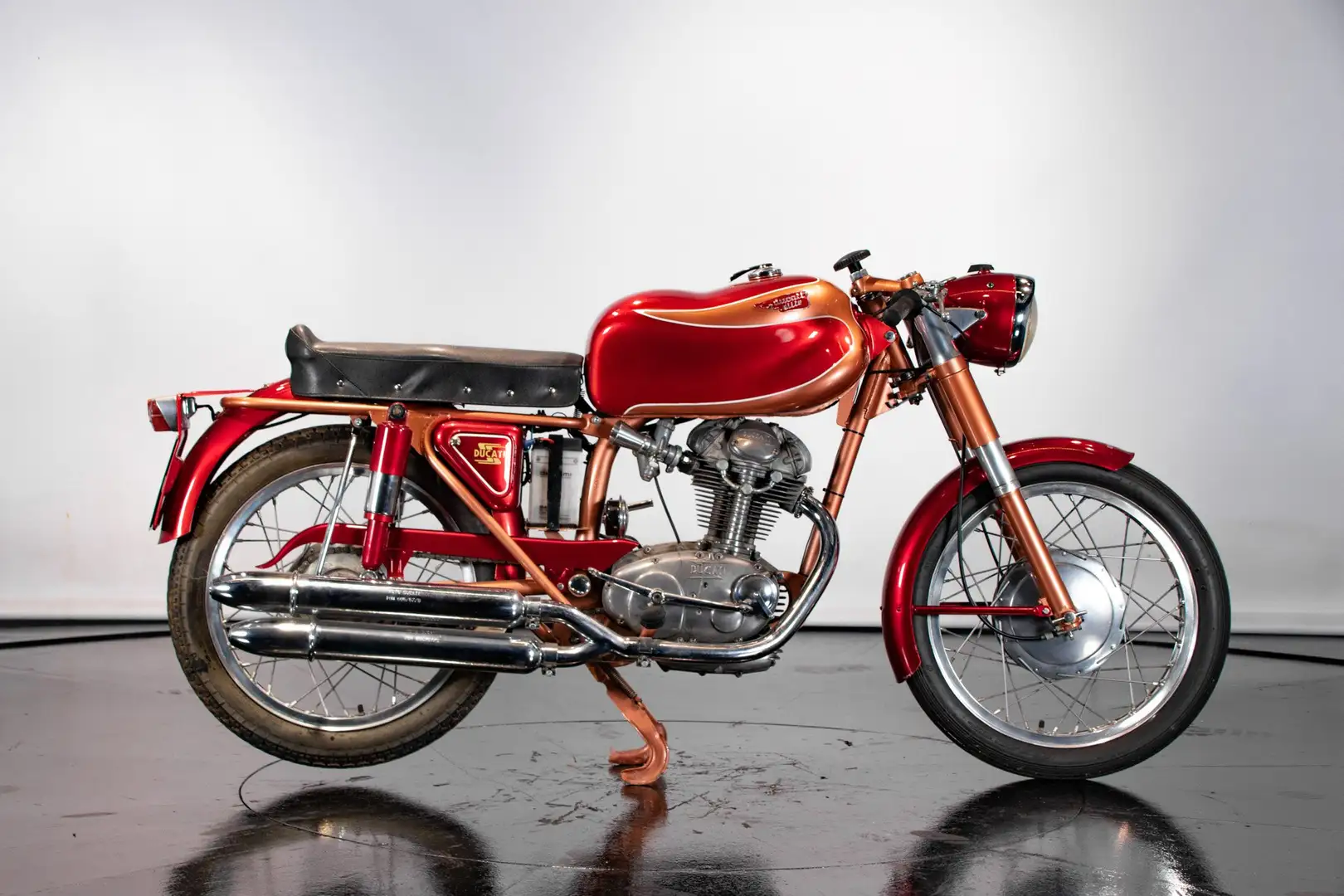 Ducati 200 ELITE Rojo - 1