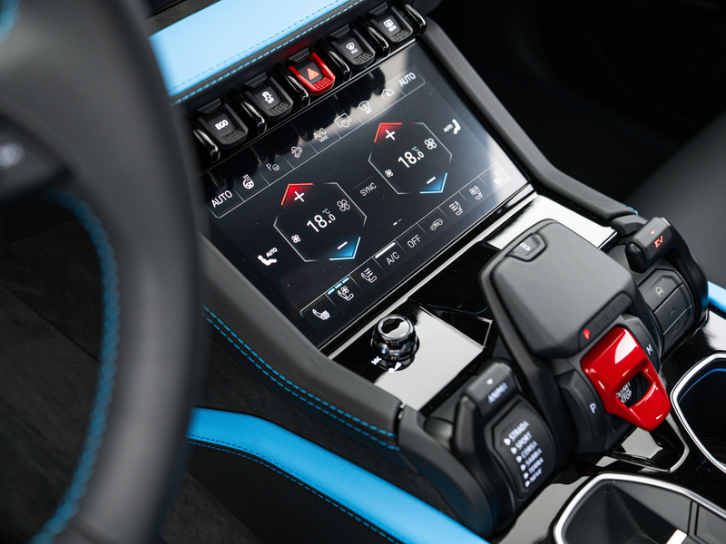 Lamborghini Urus SE MY25 | PPF Matt | Akrapovic — photo 15