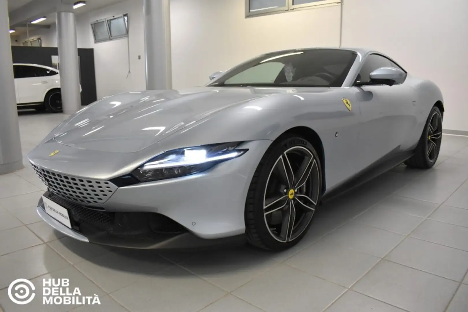 Ferrari Roma Approved/SPEC/MADM/ADAS/360/JBL/Display/Matrix/20" Gris - 2