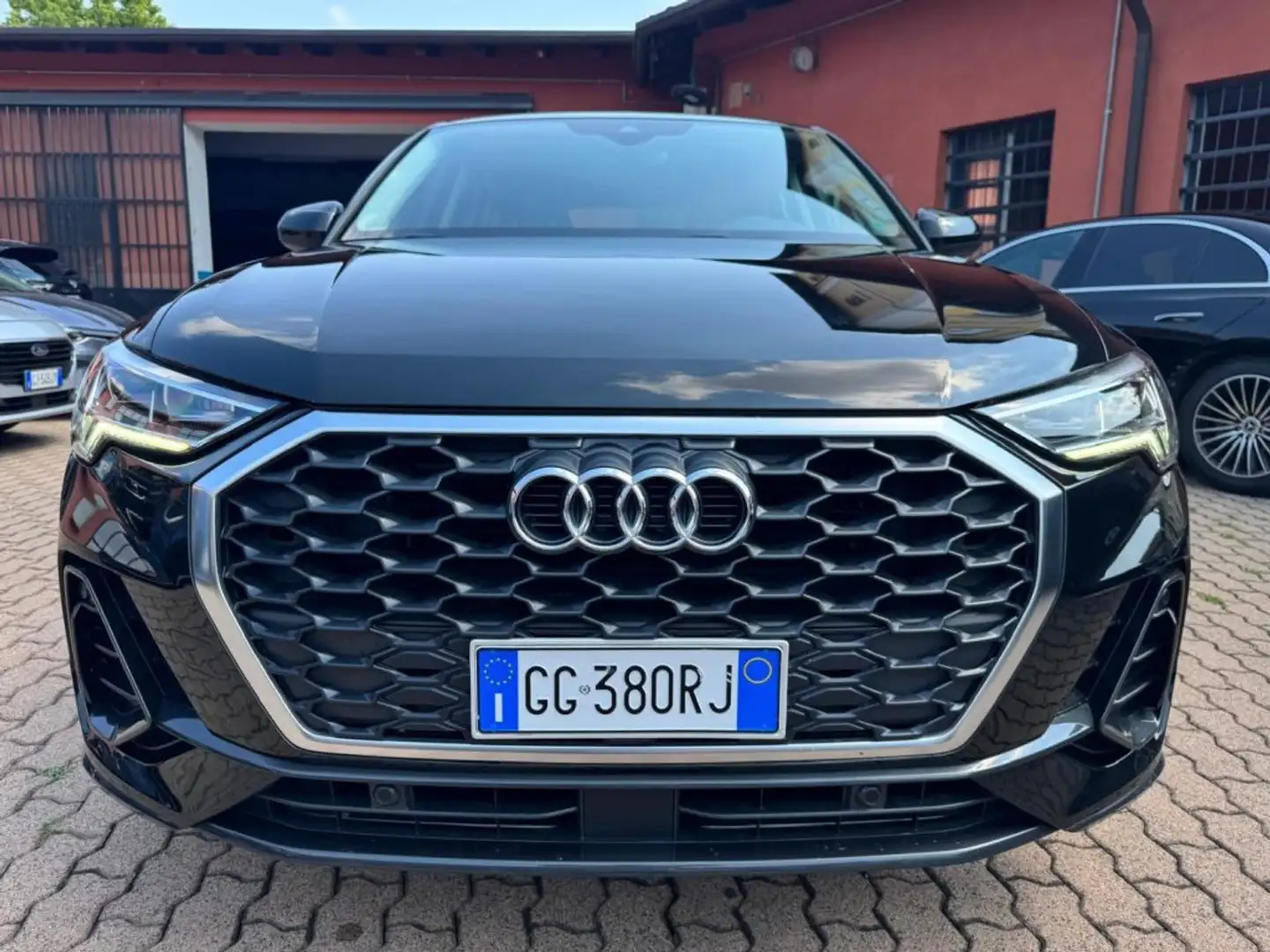 Audi Q3 SPB 35 TDI S tronic Business Plus Noir - 2