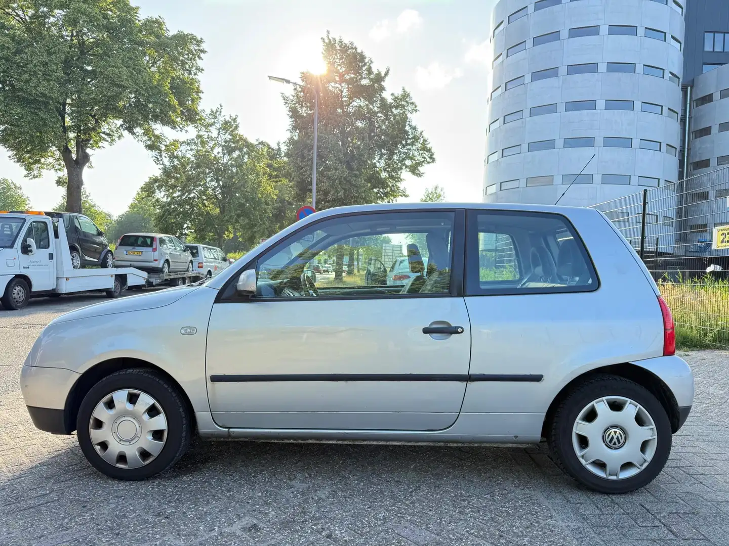 Volkswagen Lupo 1.4 Comfortline Grijs - 2
