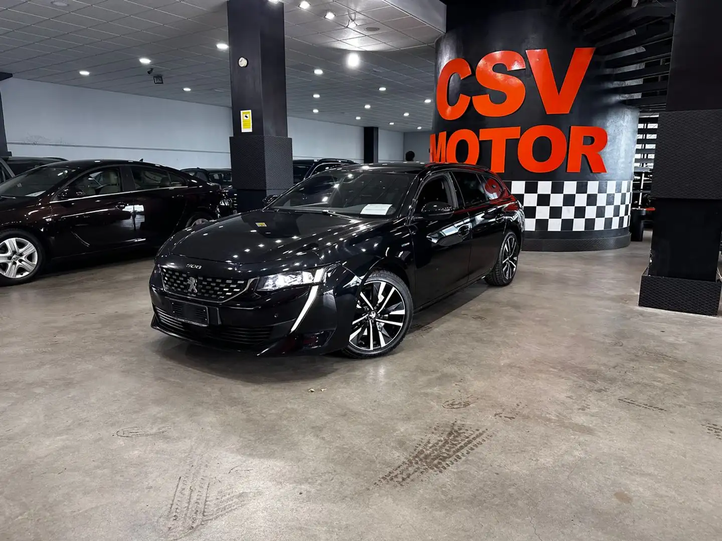 Peugeot 508 SW GT HYBRID 225 e-EAT8 Negro - 2