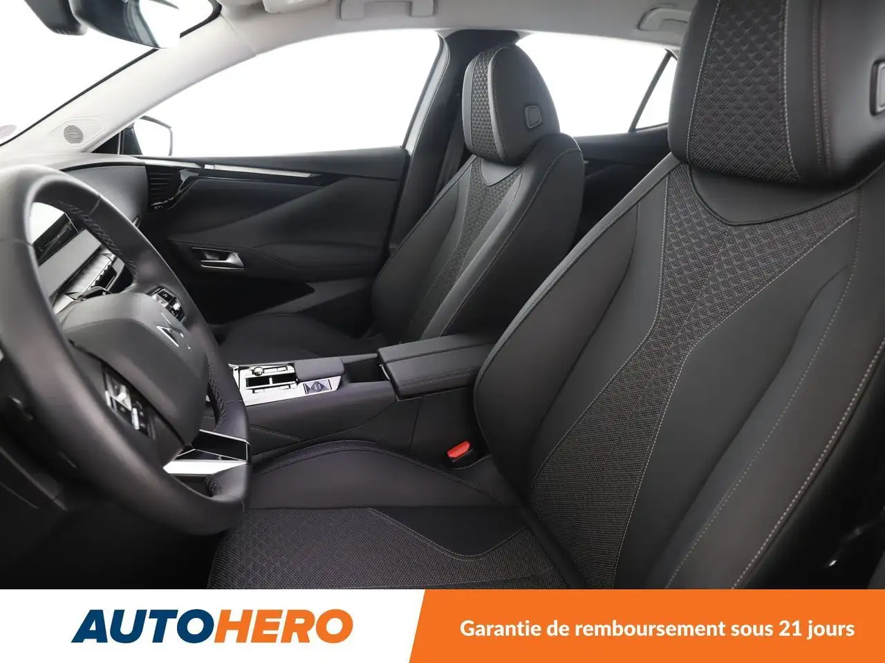 DS Automobiles DS 4 2024 — фото 10
