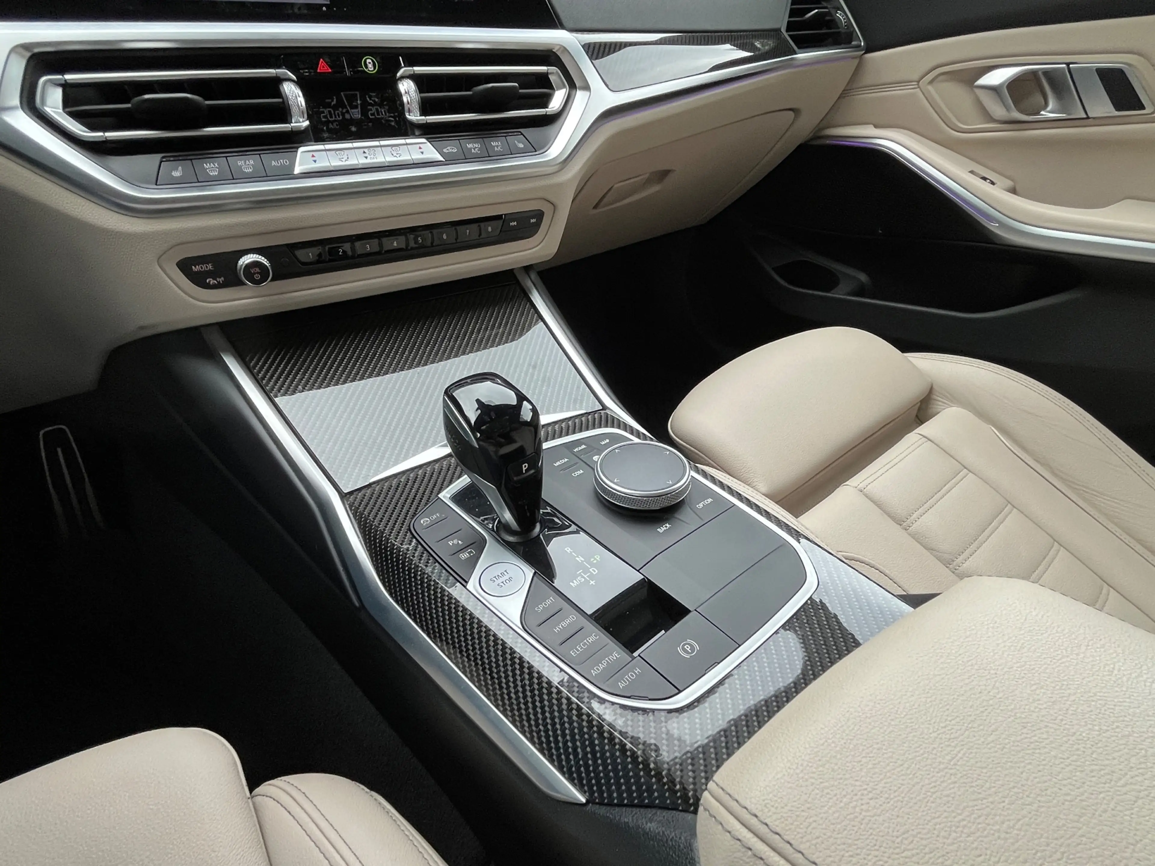 BMW 330 3-serie Touring 330e M-Sport | BMW Individual | Pa — photo 12