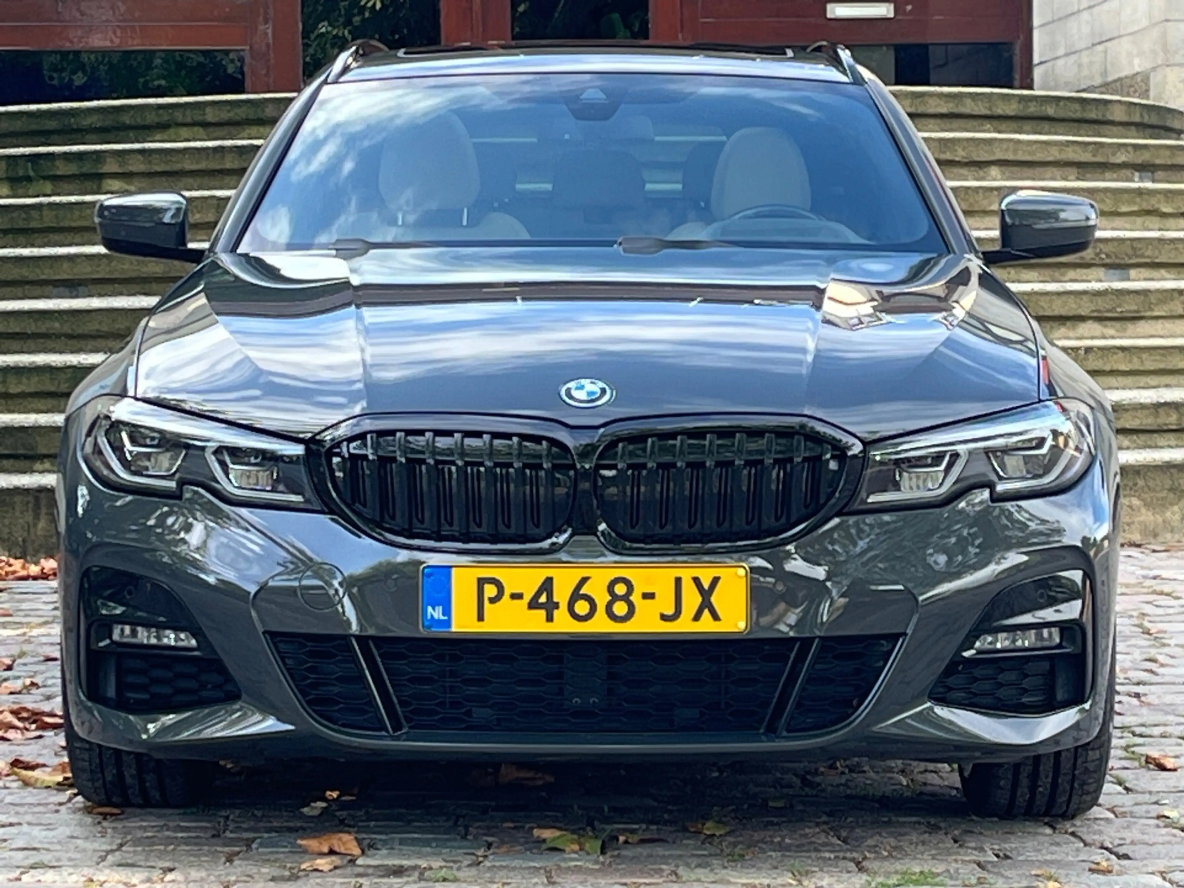 BMW 330 3-serie Touring 330e M-Sport | BMW Individual | Pa — photo 7