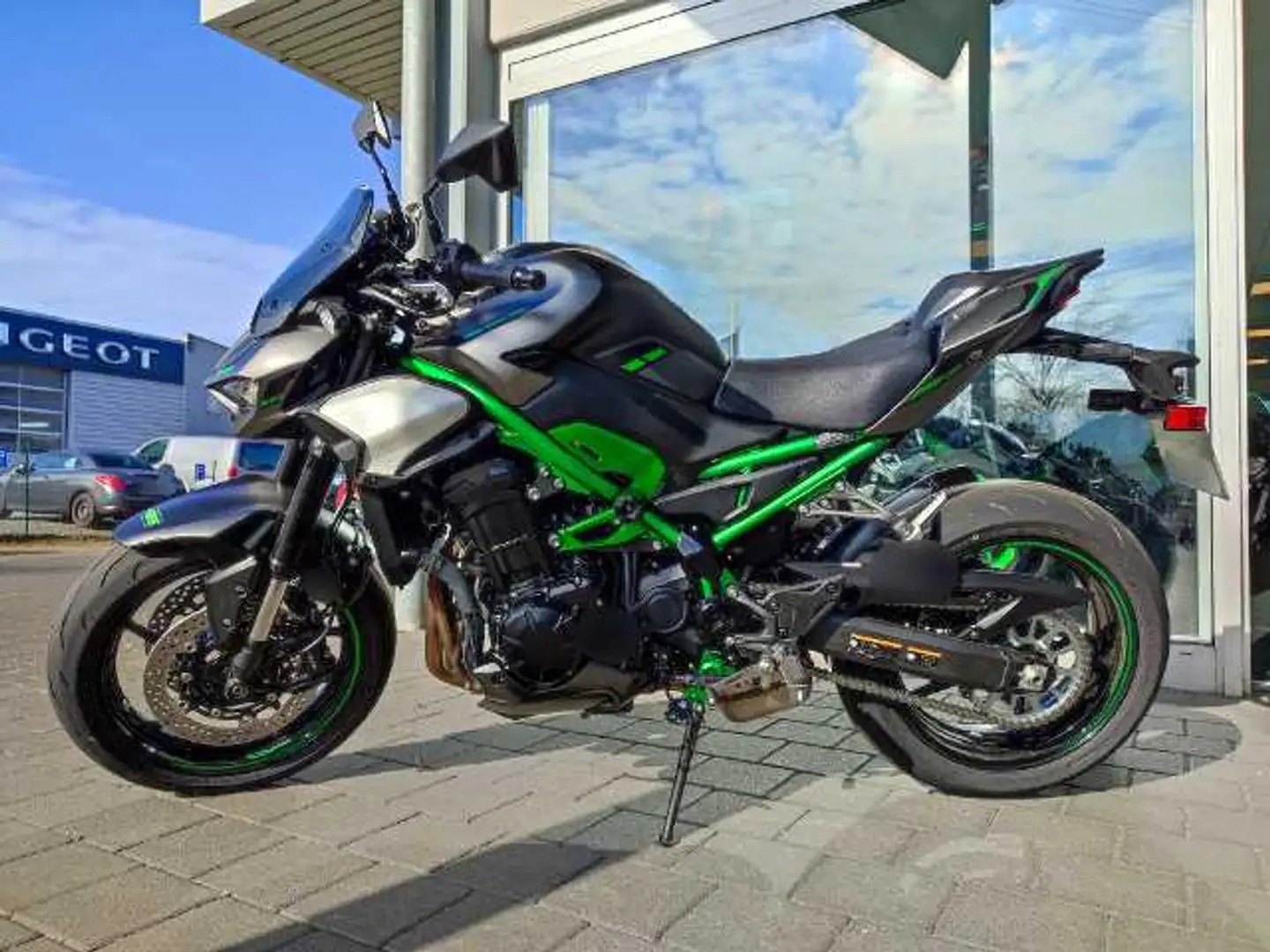 Kawasaki Z 900 Z 900 Performance Grün - 2