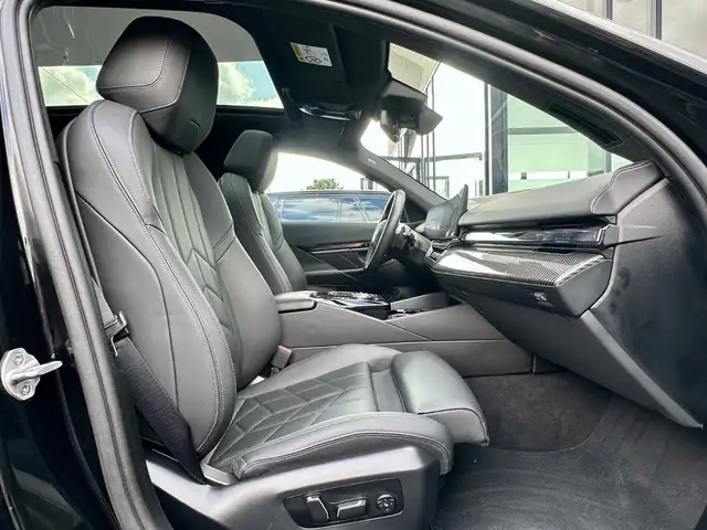 BMW M view 14