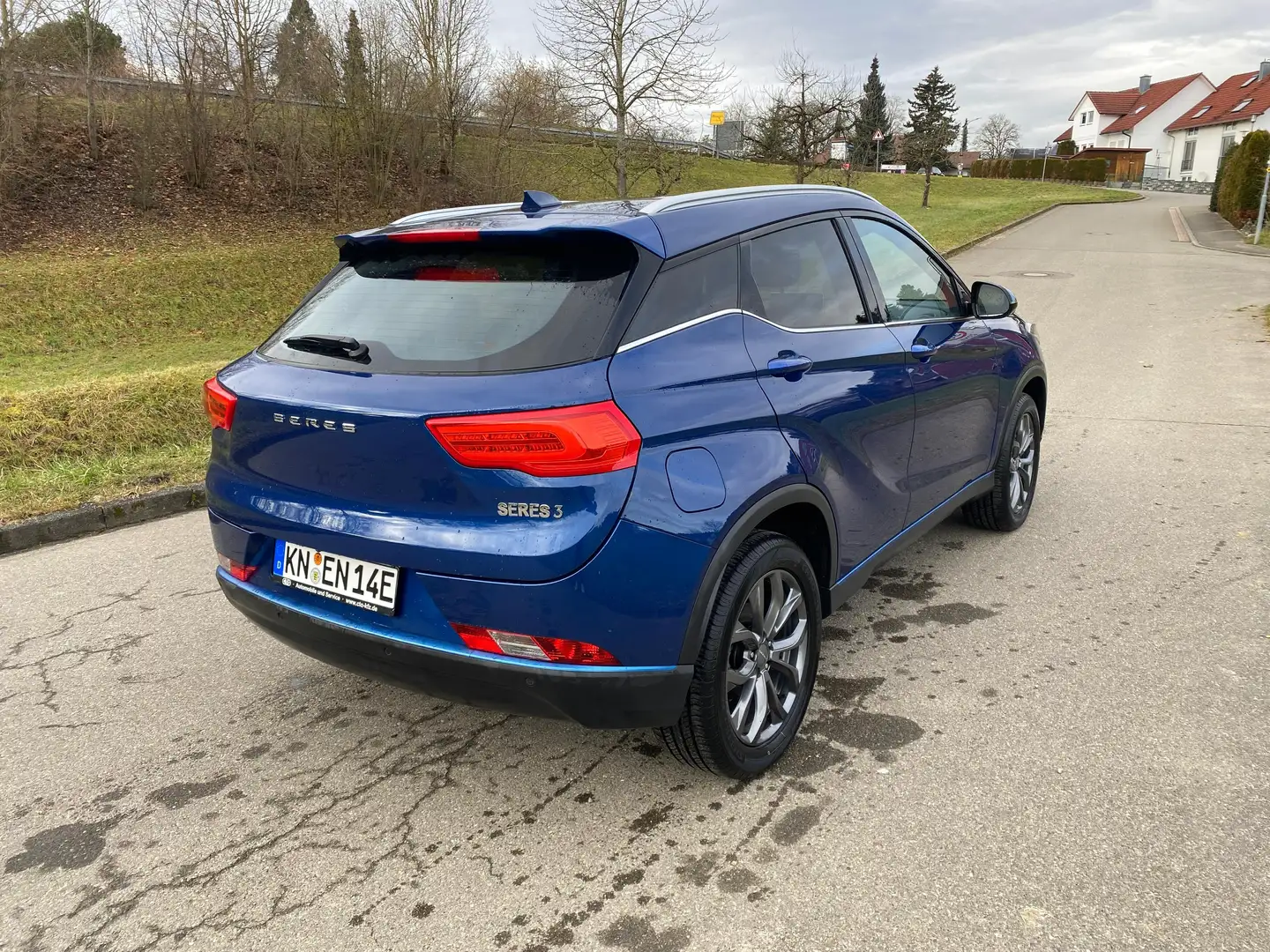 Seres Seres 3 Luxury Blau - 2