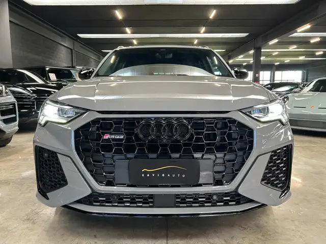 Audi RS Q3 view 4