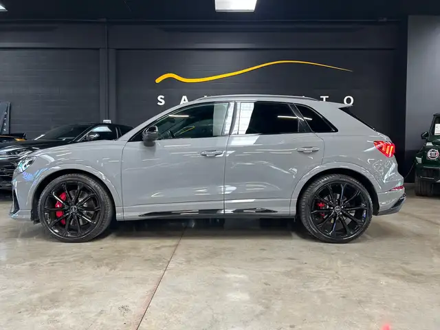 Audi RS Q3 view 5