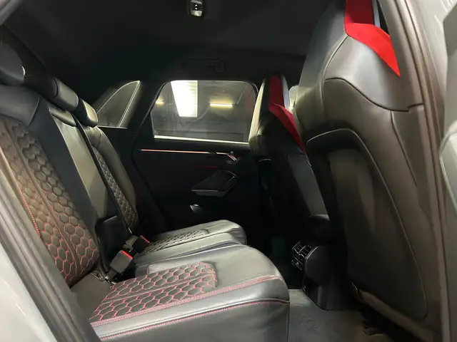 Audi RS Q3 view 14