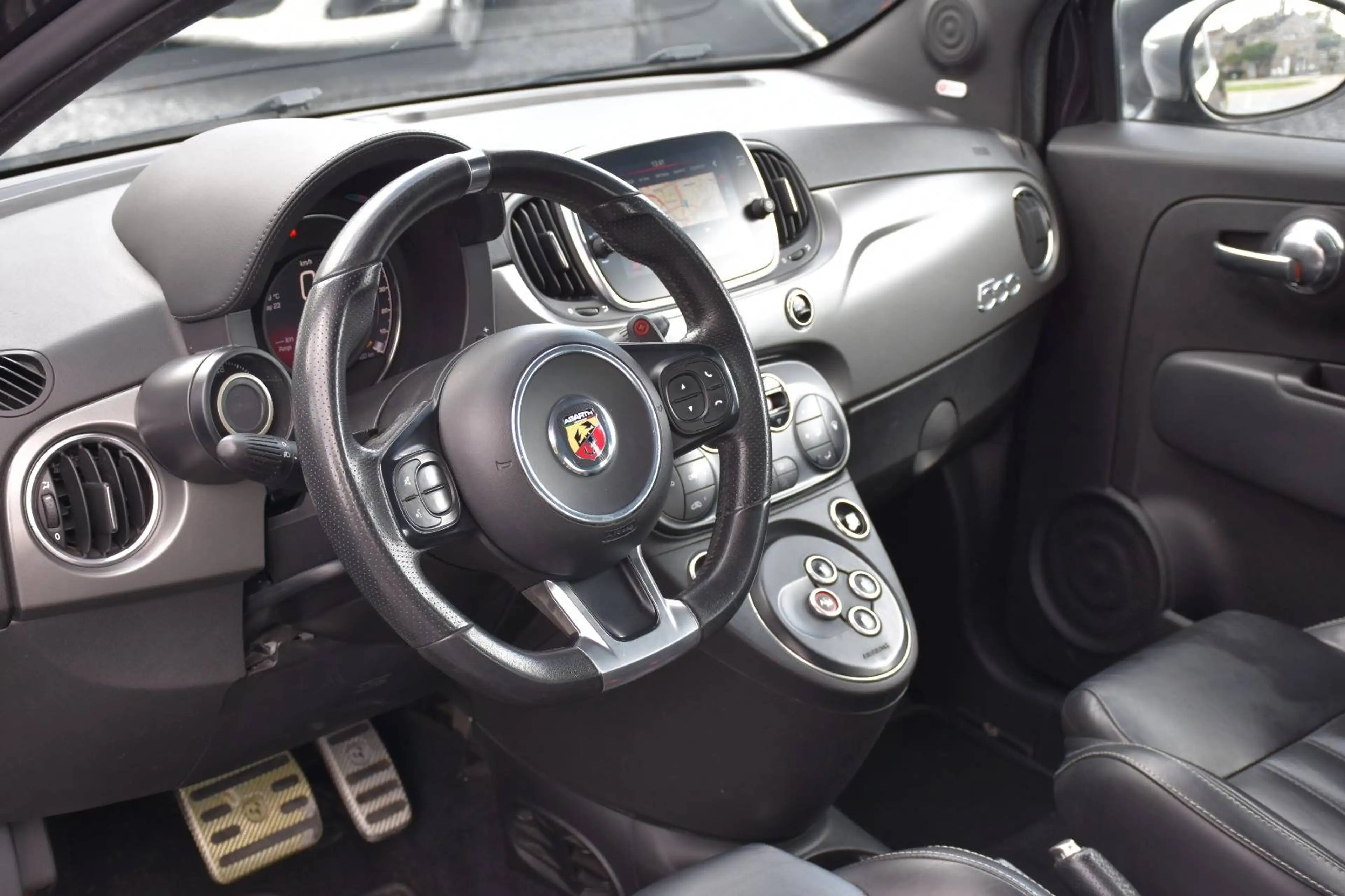 Fiat 500C Abarth Cabrio Airco Nieuw Model Led Navi CruiseC — photo 12