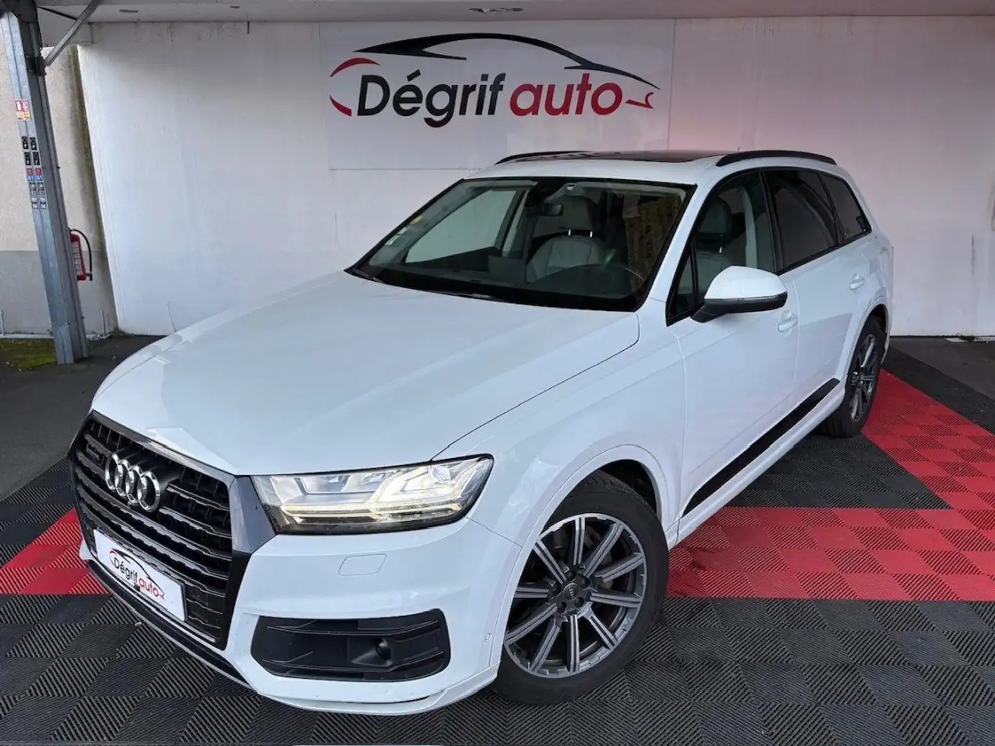 Audi Q7 3.0 V6 TDI Clean Diesel 218 Tiptronic 8 Quattro 7pl Avus Blanc - 1