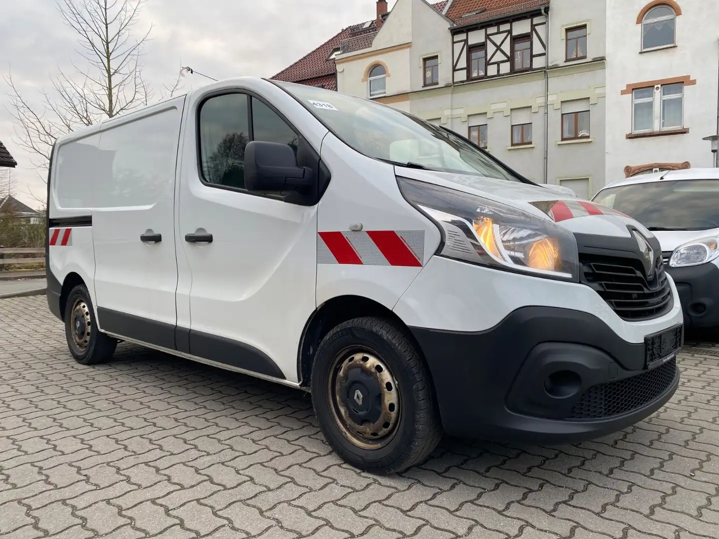 Renault Trafic Kasten L1H1 2,7t Komfort Weiß - 2