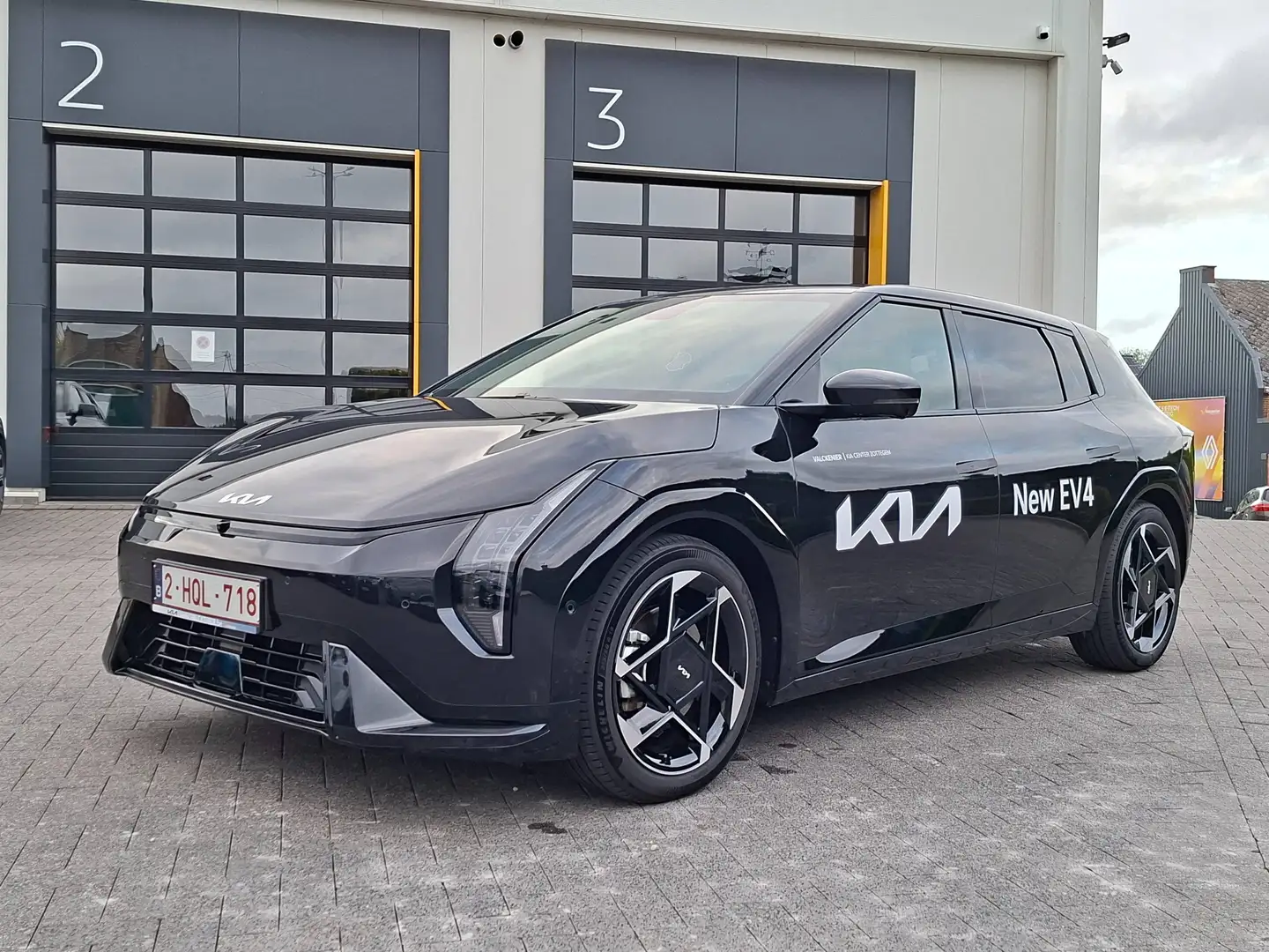 KIA Ev4