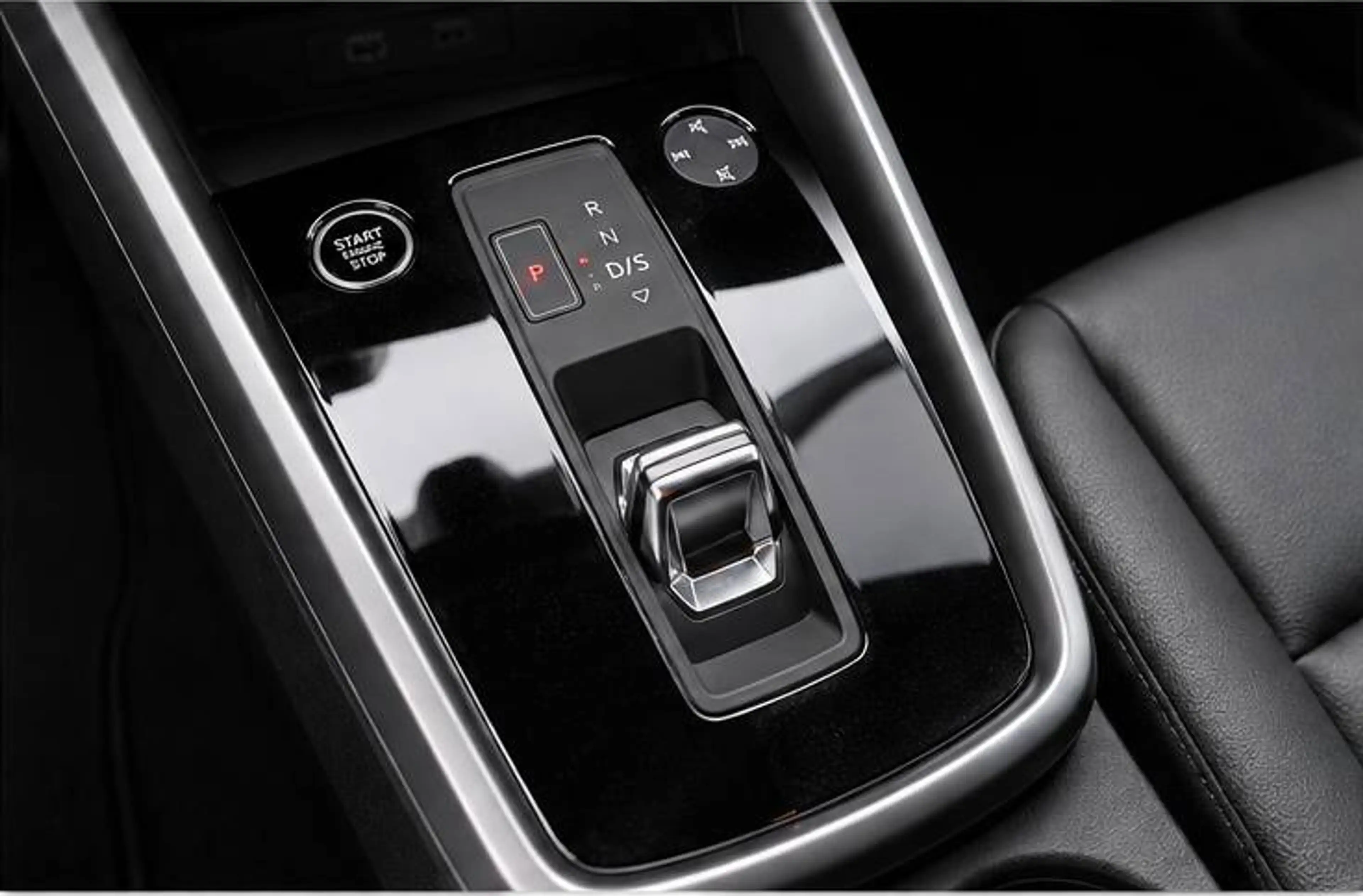 Audi A3 A3 Sportback 30 TFSI  S tronic lederen interieur zetelverwarming — photo 11