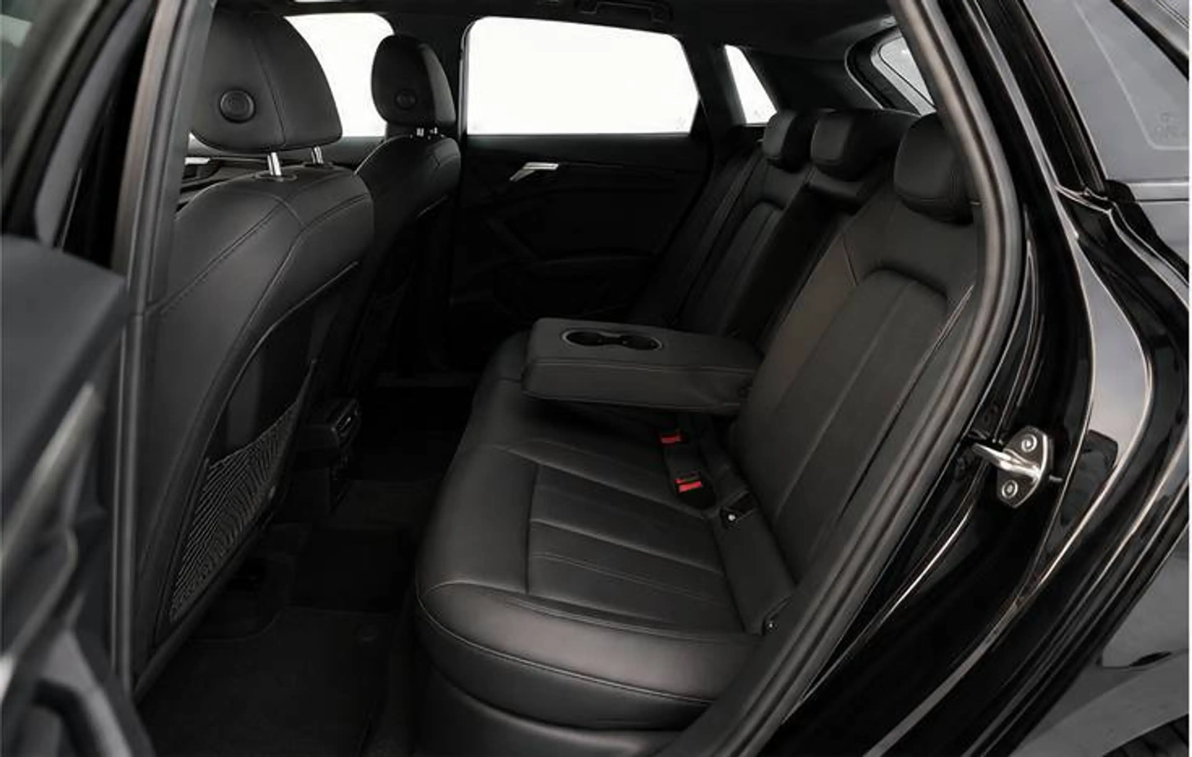 Audi A3 A3 Sportback 30 TFSI  S tronic lederen interieur zetelverwarming — photo 13