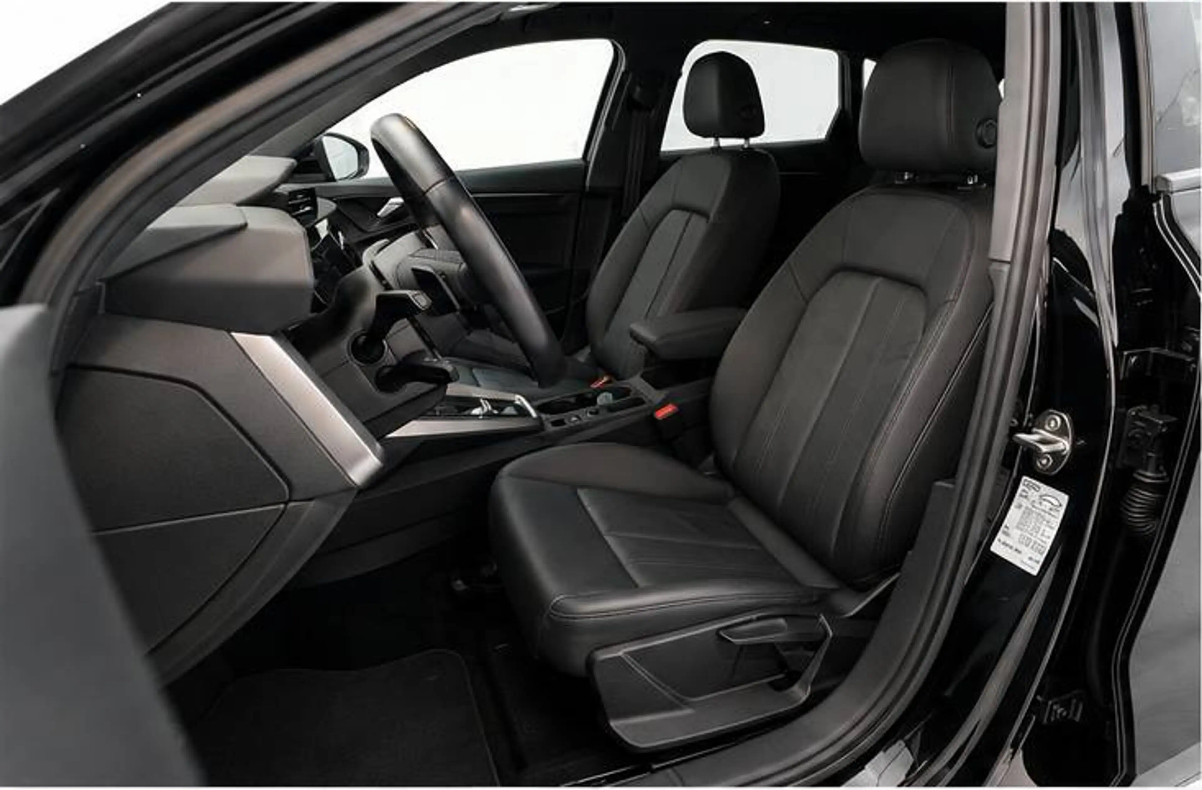 Audi A3 A3 Sportback 30 TFSI  S tronic lederen interieur zetelverwarming — photo 12