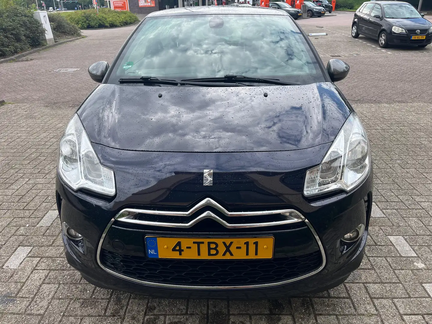 Citroen DS3 Citroën DS3 1.2 e-VTi 2014 Blauw AUT So Chic Blauw - 1