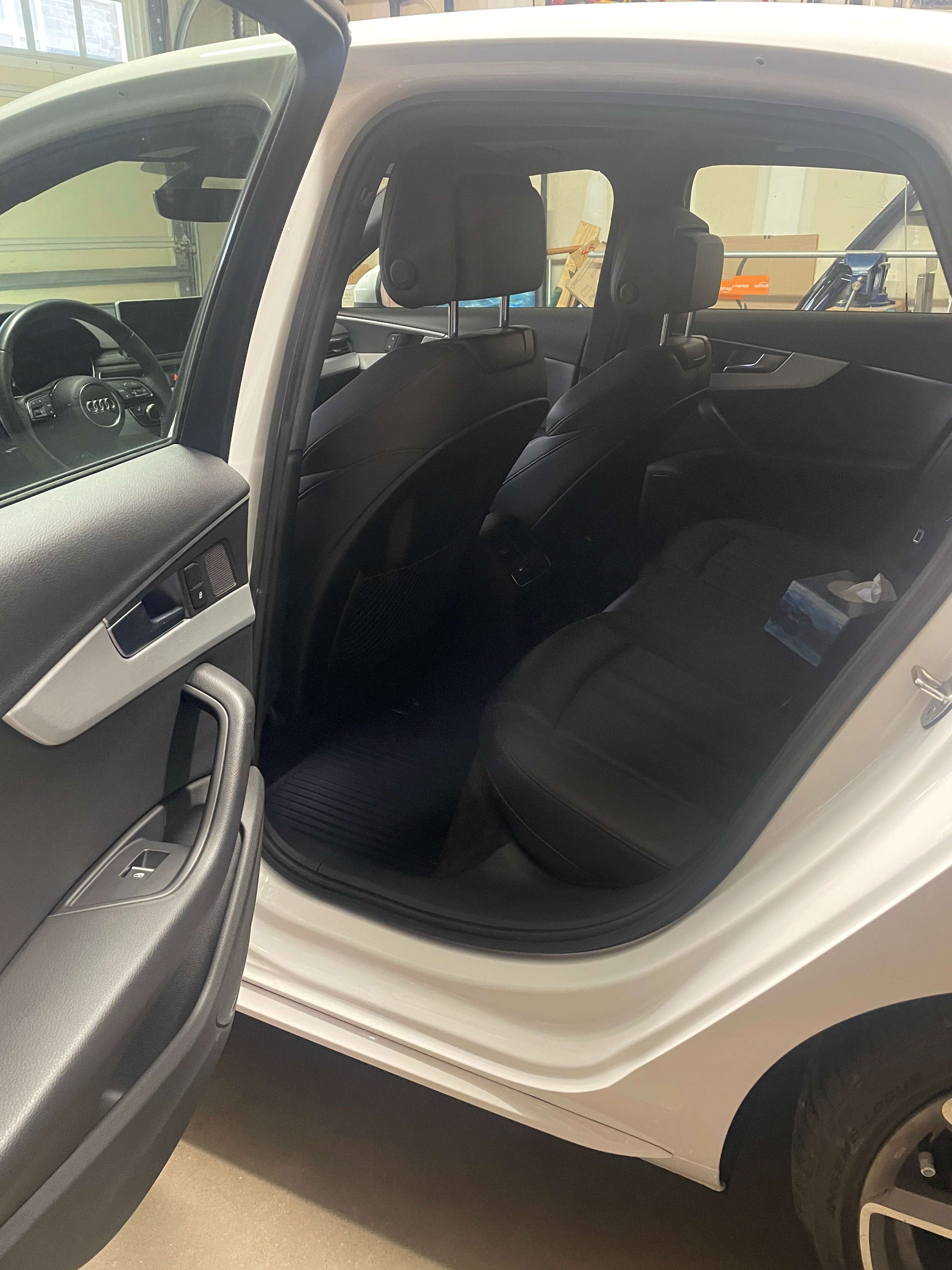2017 Audi A4 Premium thumb 8