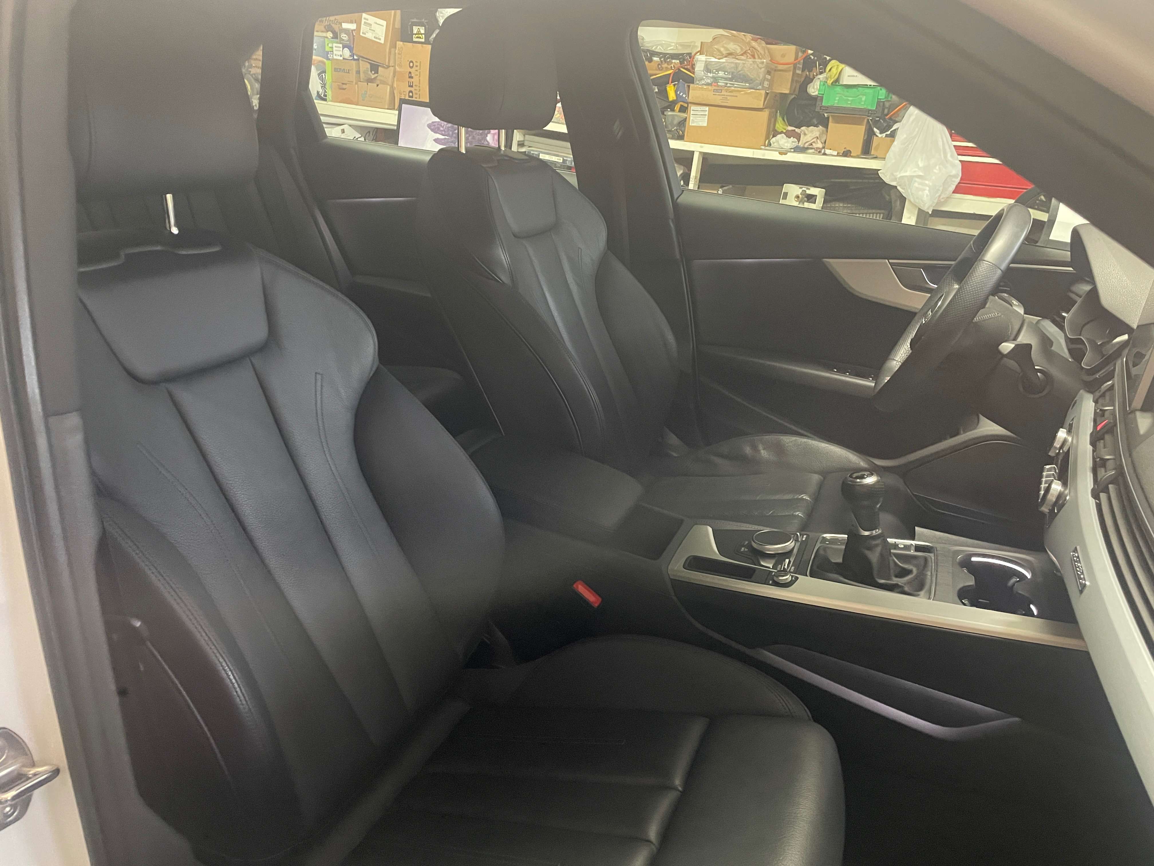2017 Audi A4 Premium thumb 10