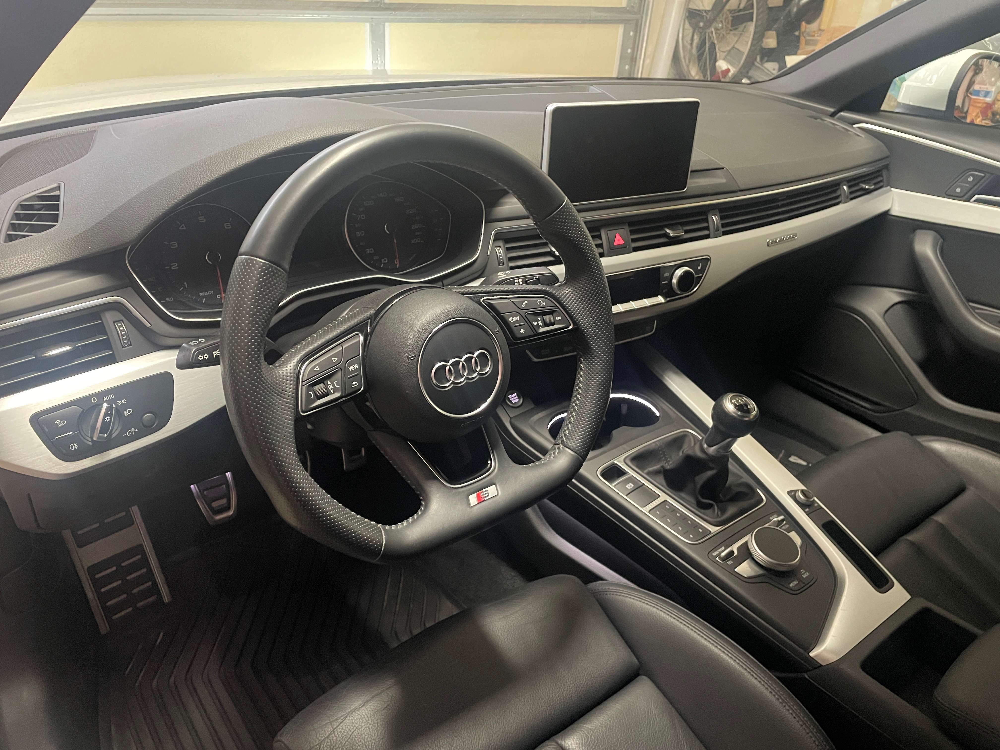 2017 Audi A4 Premium thumb 7
