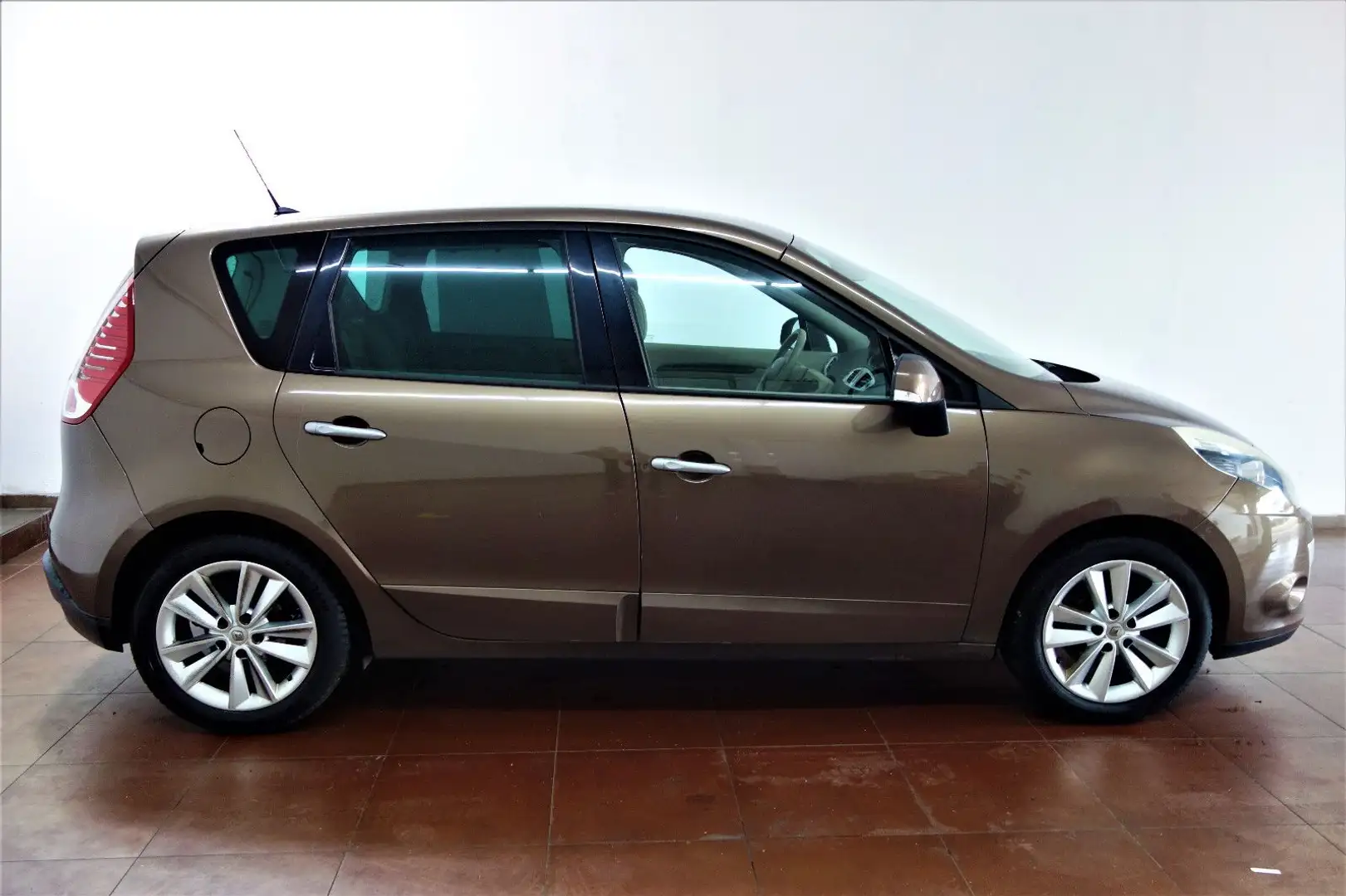 Renault Scenic III Luxe Automatik/Klima/Navi/Leder/17-Z Brun - 2