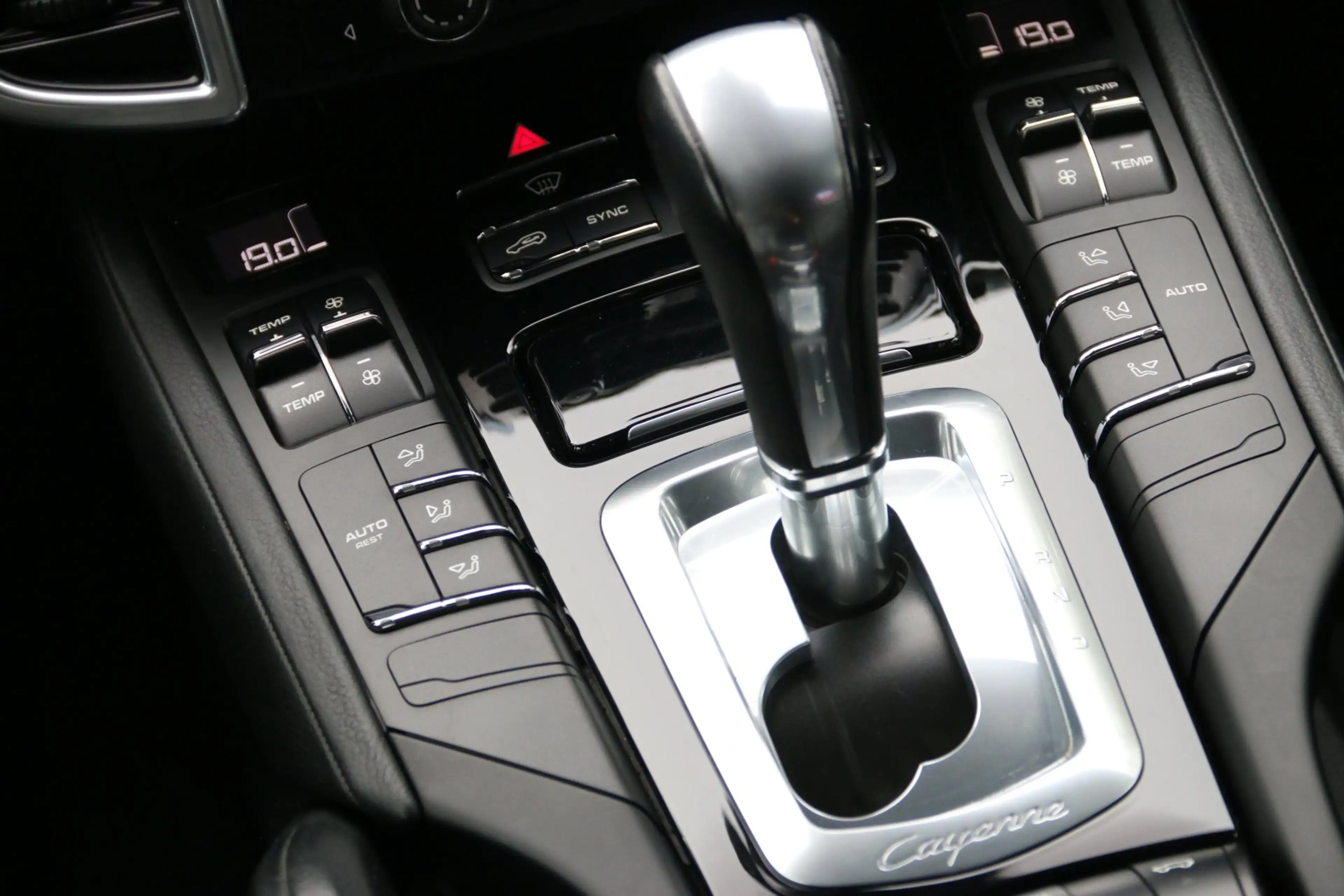 Porsche Cayenne 3.0 S E-Hybrid DEALER OND. NL-AUTO NAP! — photo 13