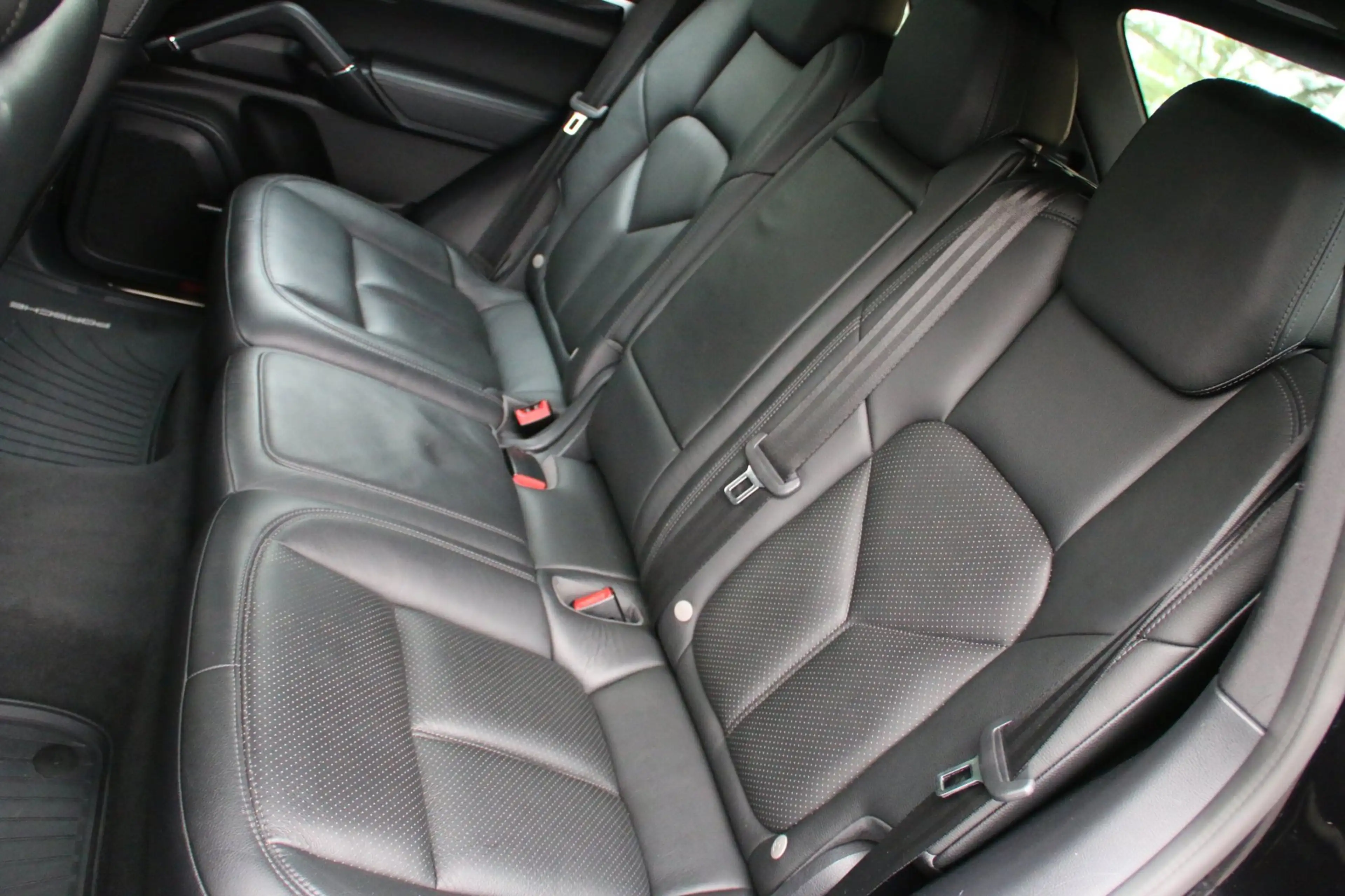 Porsche Cayenne 3.0 S E-Hybrid DEALER OND. NL-AUTO NAP! — photo 8