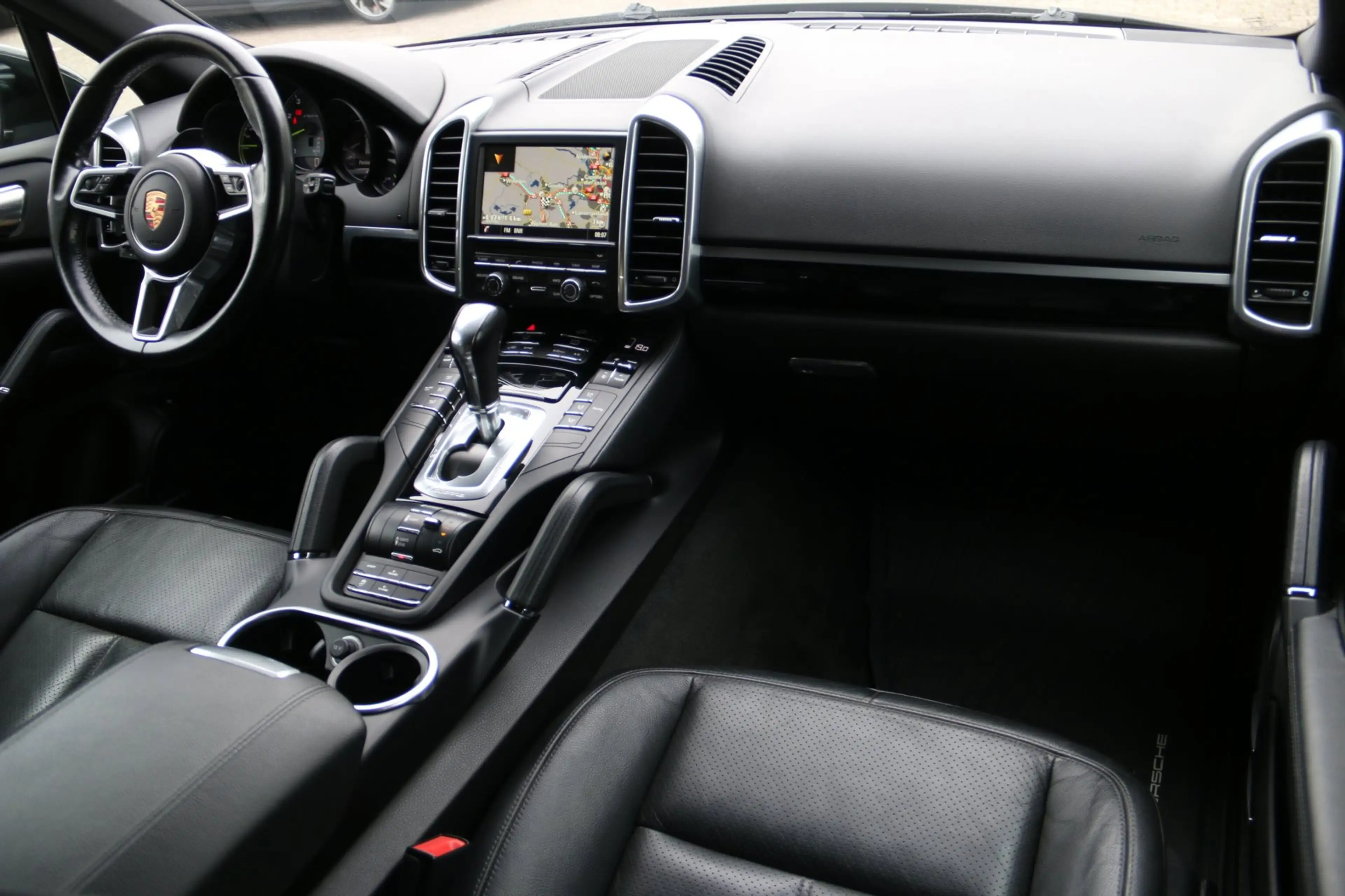 Porsche Cayenne 3.0 S E-Hybrid DEALER OND. NL-AUTO NAP! — photo 15