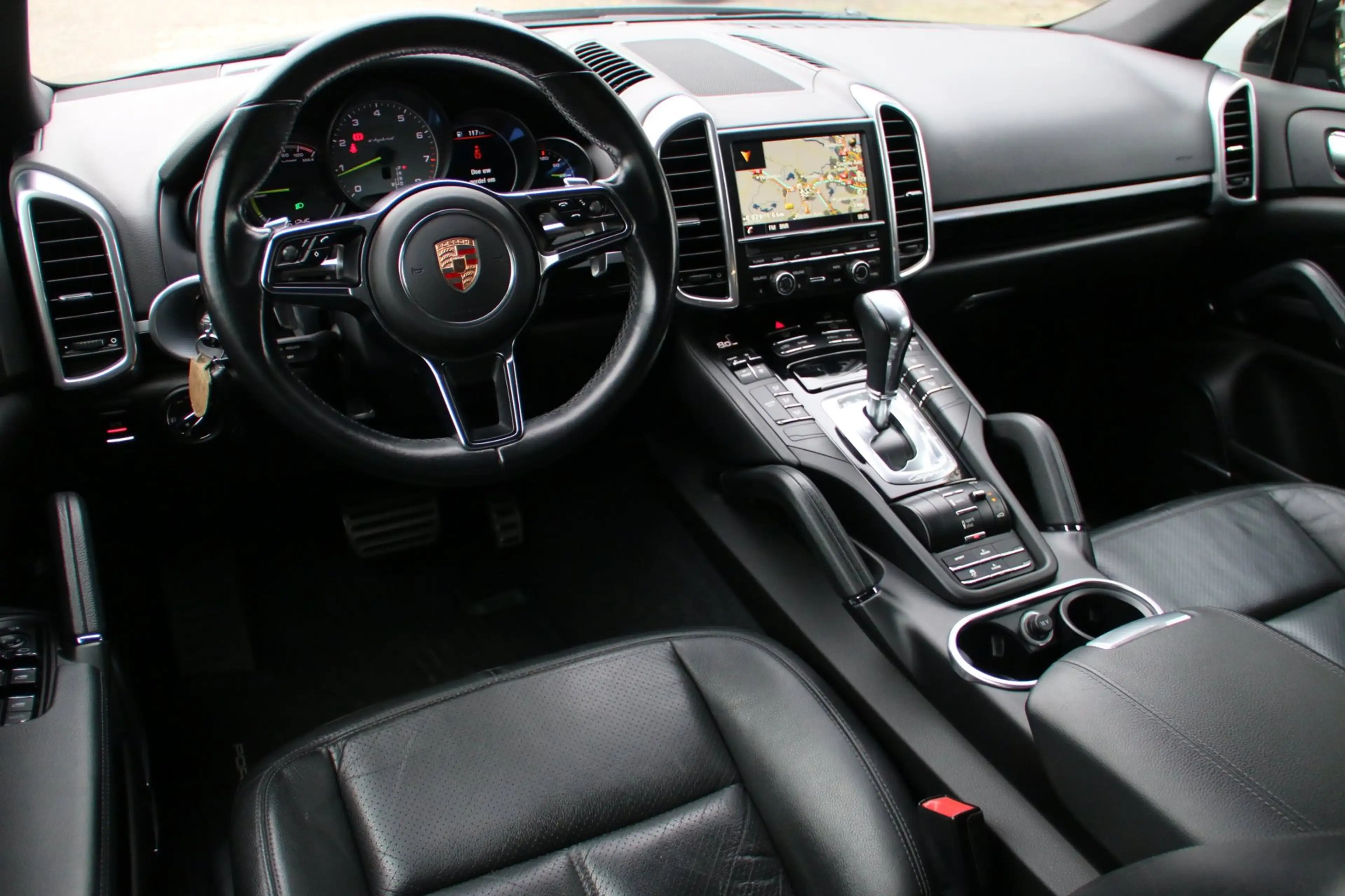 Porsche Cayenne 3.0 S E-Hybrid DEALER OND. NL-AUTO NAP! — photo 11