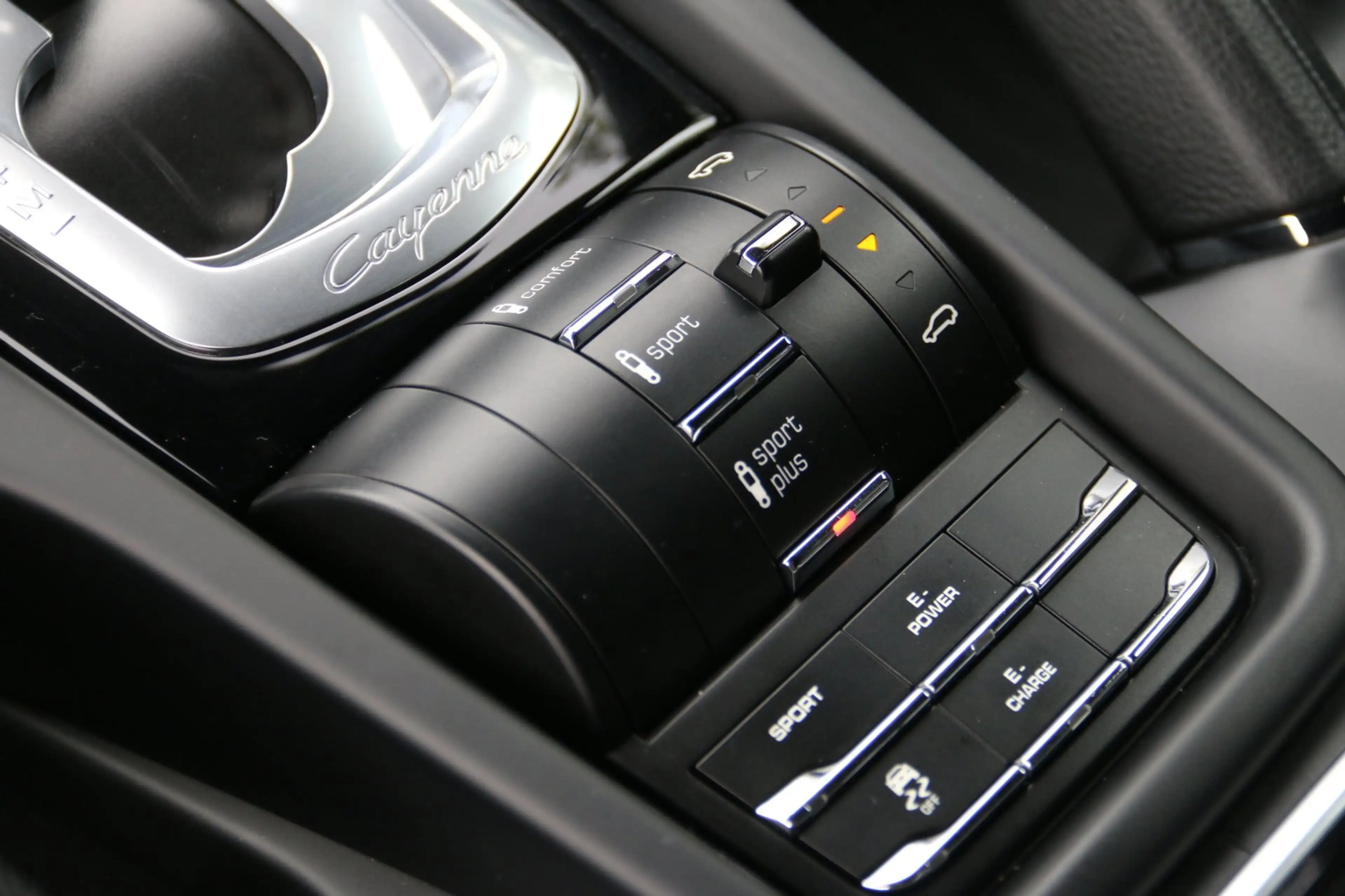 Porsche Cayenne 3.0 S E-Hybrid DEALER OND. NL-AUTO NAP! — photo 19