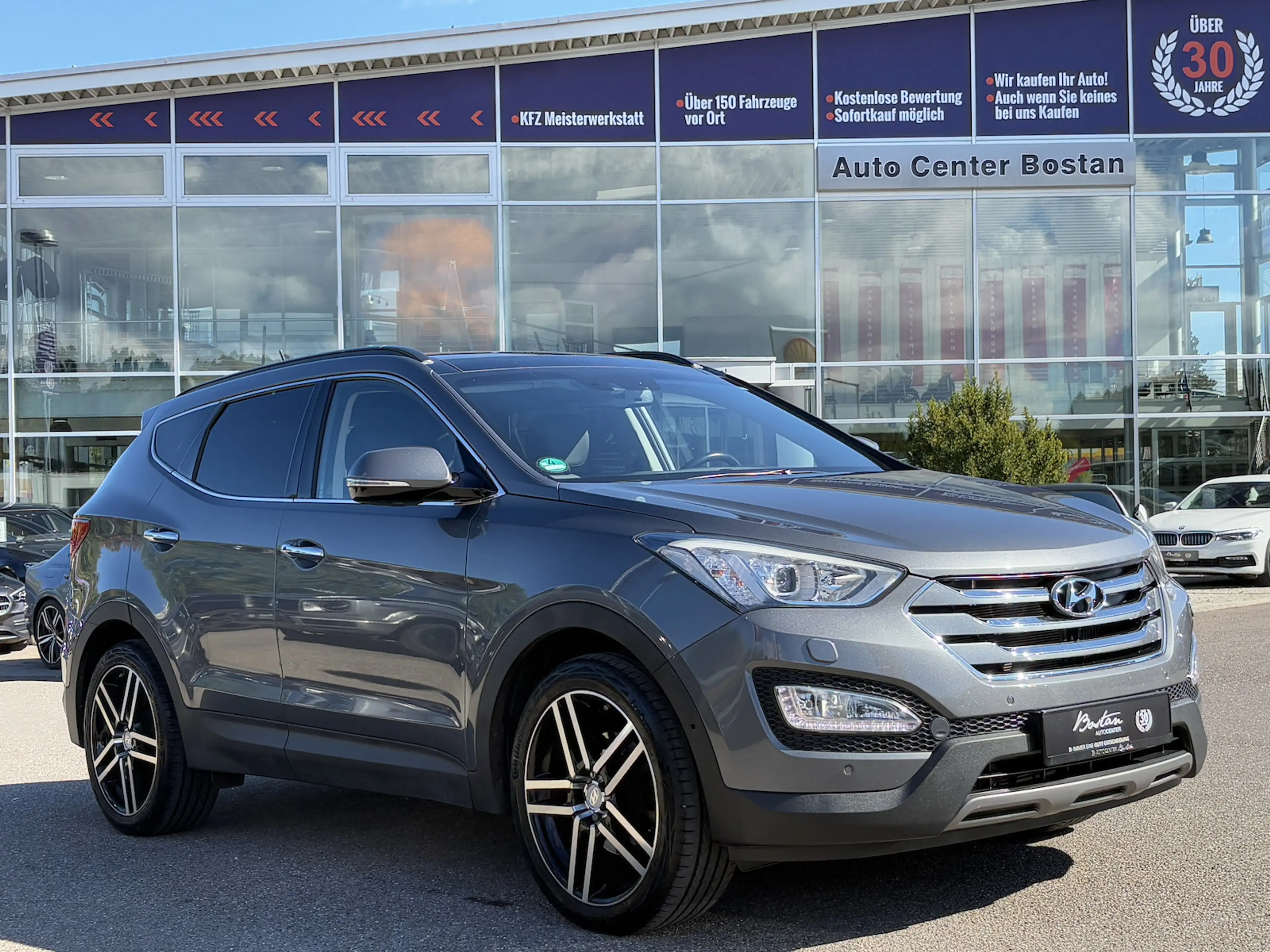 Hyundai SANTA FE Premium 4WD PANO/NAVI/MEMORY/KAMERA/AHK — photo 9