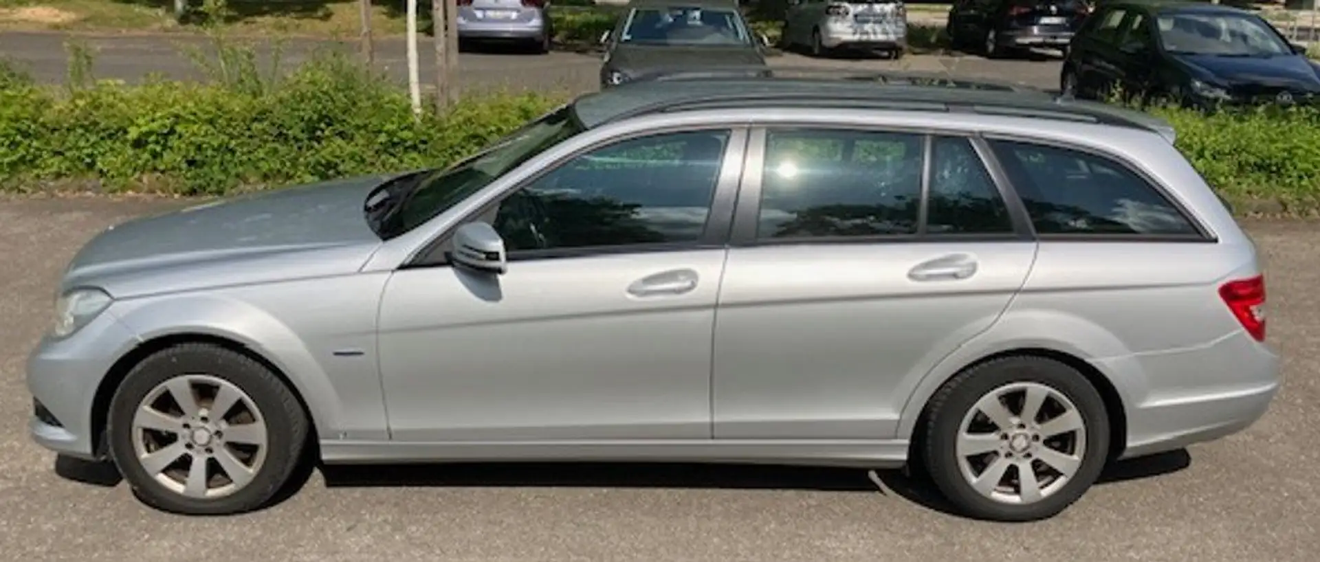 Mercedes-Benz C 200 C 200 T CDI DPF (BlueEFFICIENCY) Silber - 1