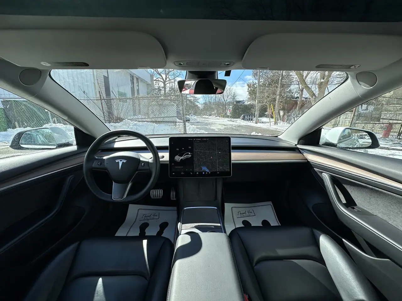 Tesla Model 3 снимка Tesla Model 3