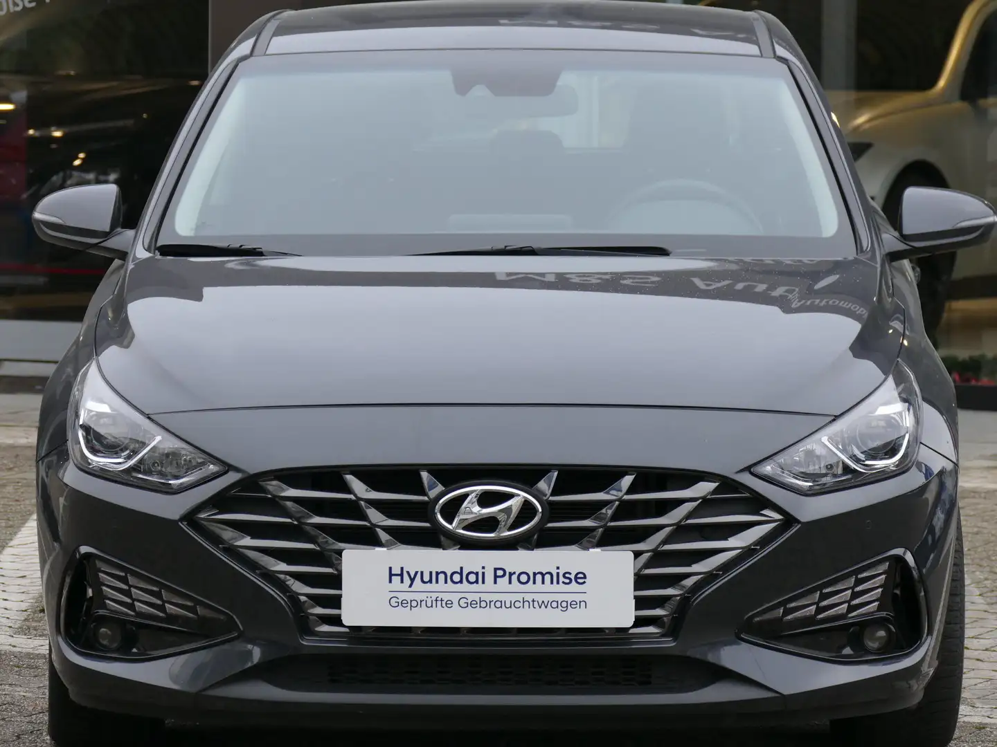Hyundai i30 1.0 T-GDI 48V-Hybrid Trend*KAMERA*SITZHZG*LENKRADH Grau - 2