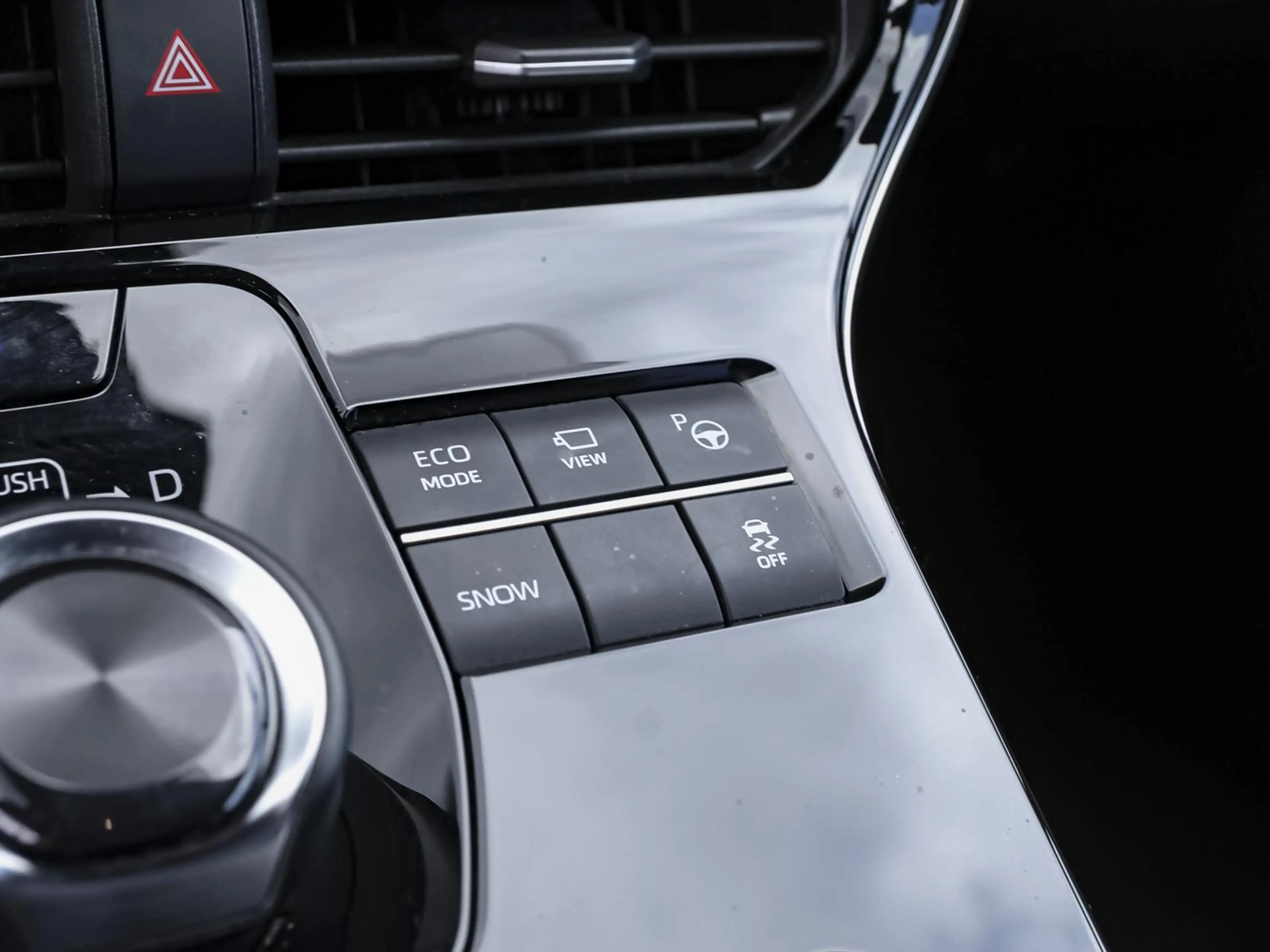 Toyota bZ4X Comfort & Technik Paket — photo 12