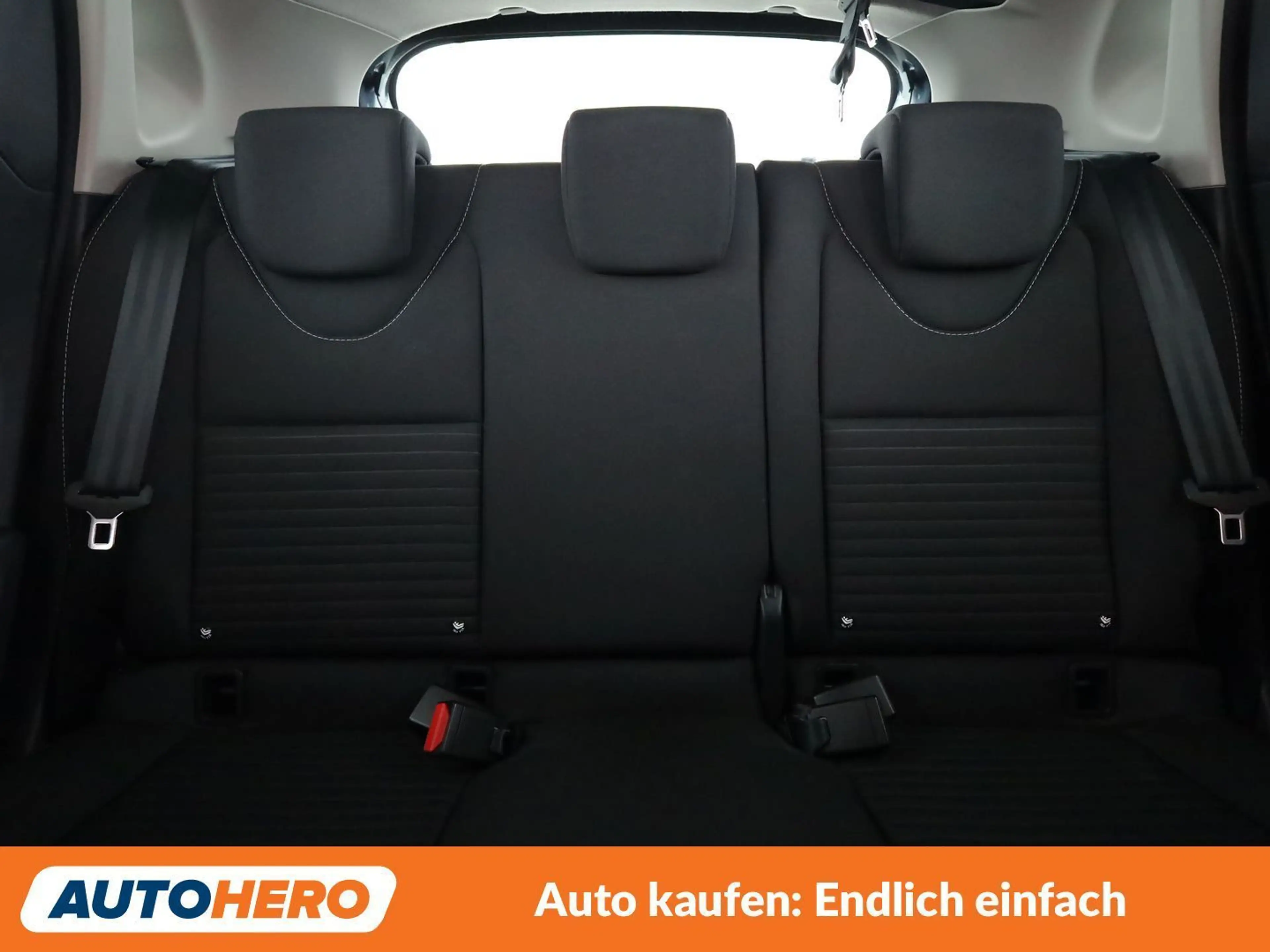 Renault Clio 1.2 Intens — photo 15