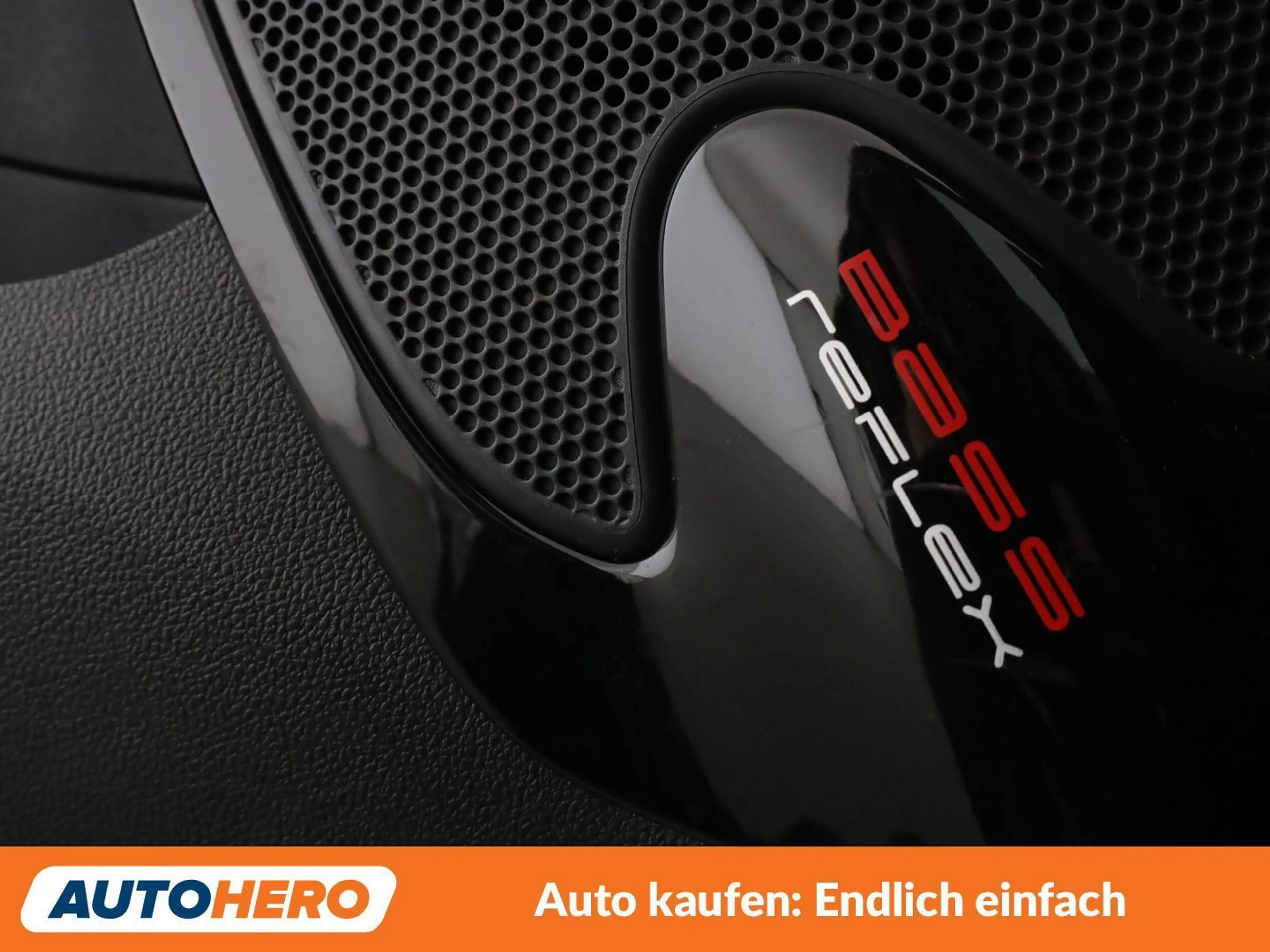 Renault Clio 1.2 Intens — photo 28