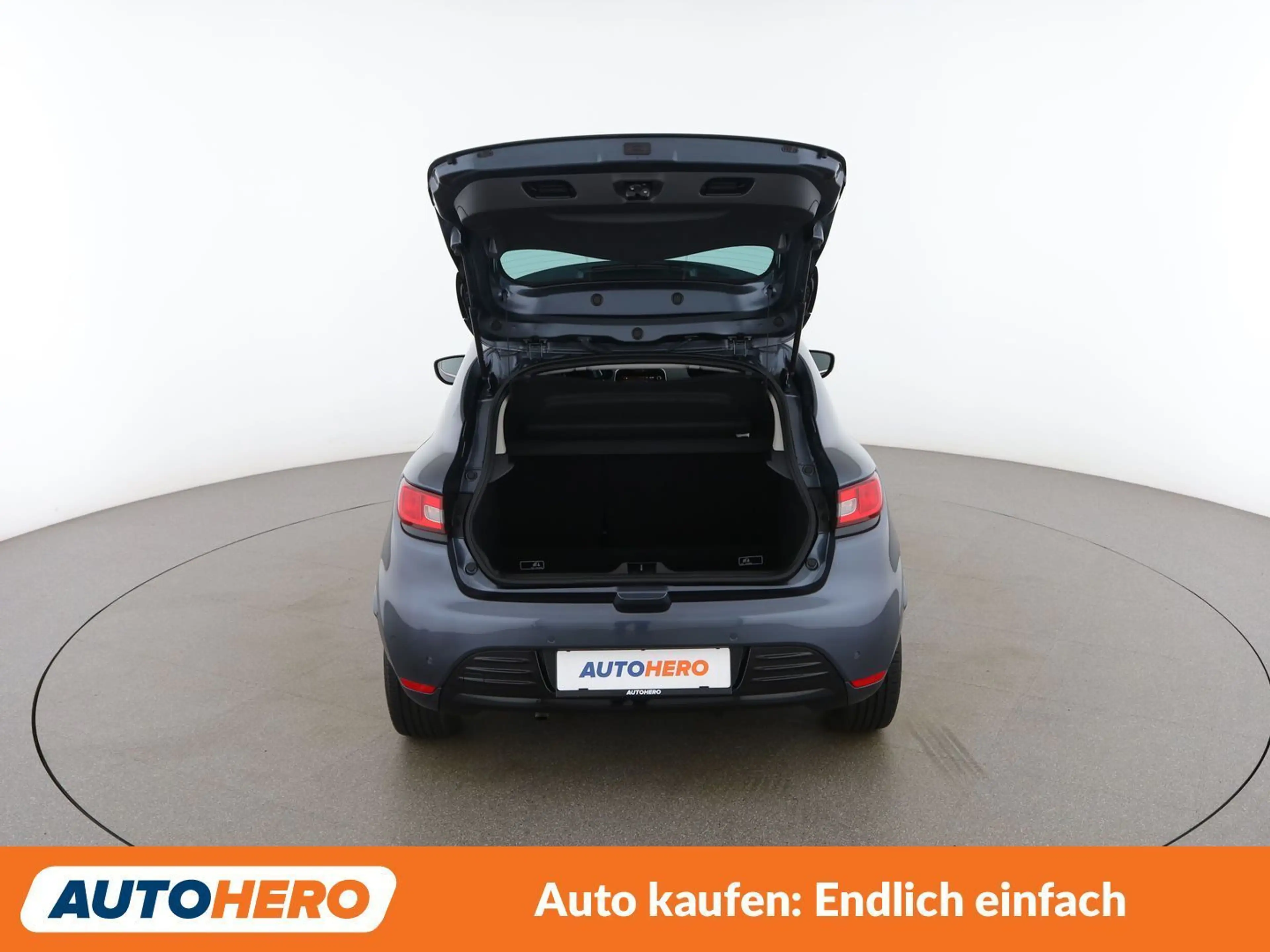 Renault Clio 1.2 Intens — photo 16