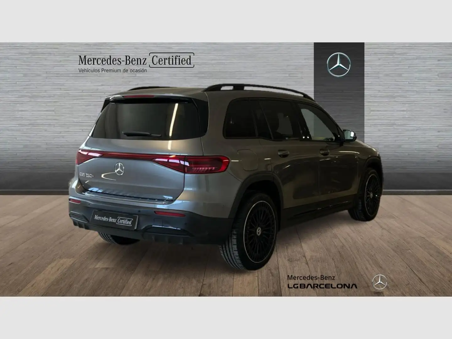 Mercedes-Benz EQB 250 250+ AMG Line - 2