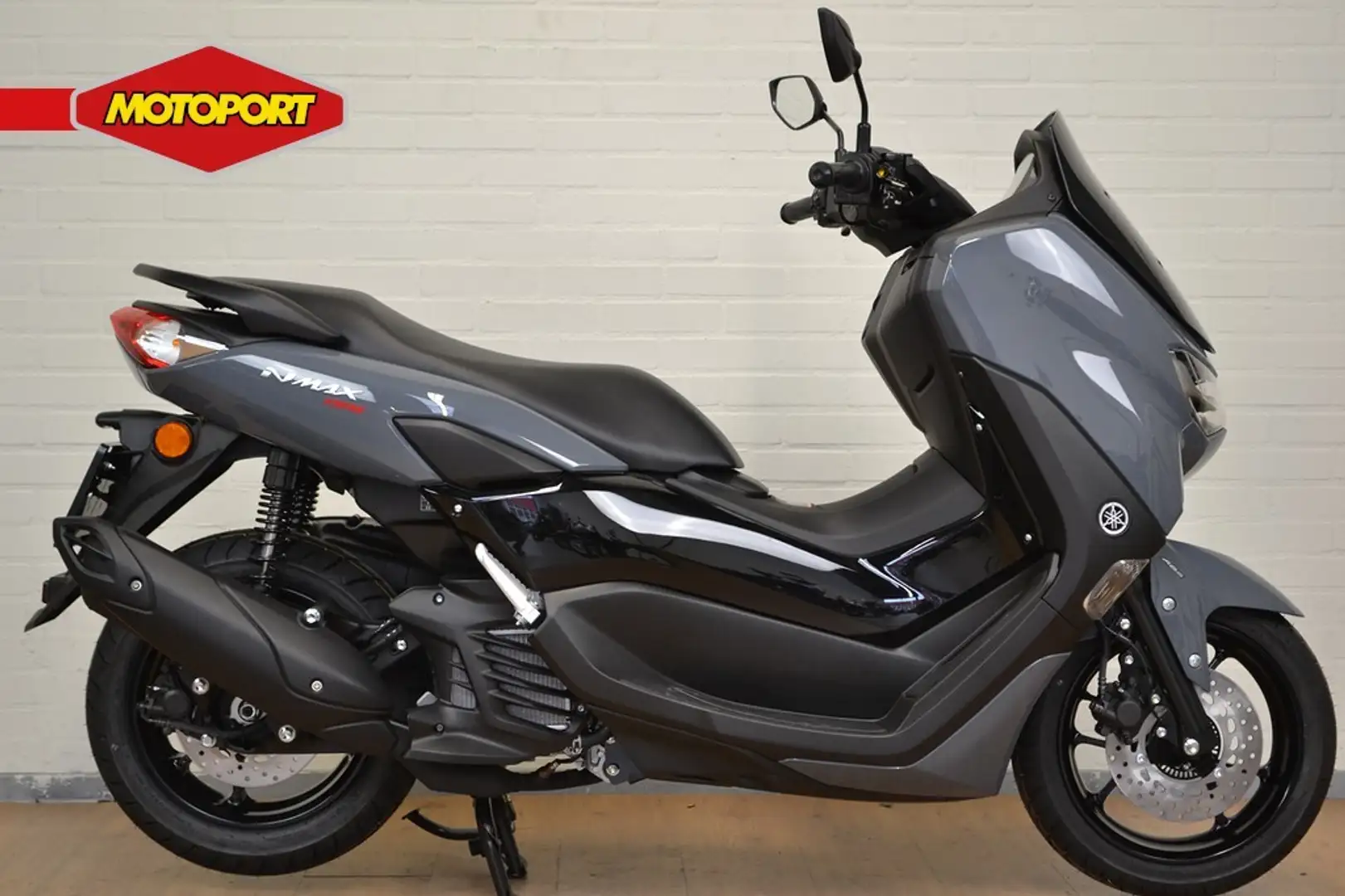 Yamaha NMAX 155 Grau - 1