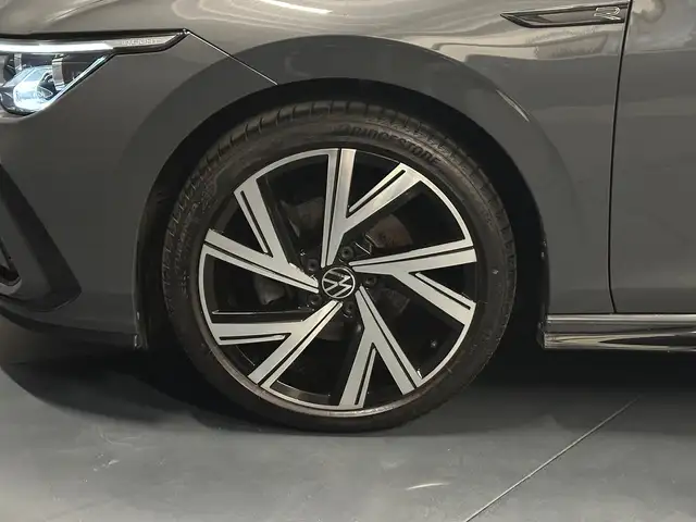 Volkswagen Golf view 9