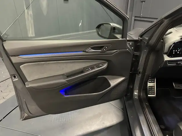 Volkswagen Golf view 14