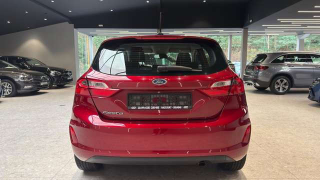 Ford Fiesta — photo 7