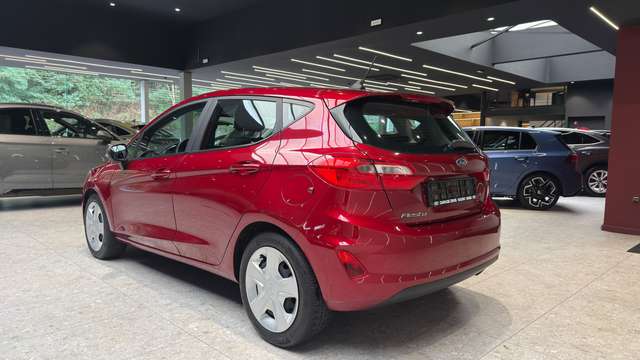 Ford Fiesta — photo 8