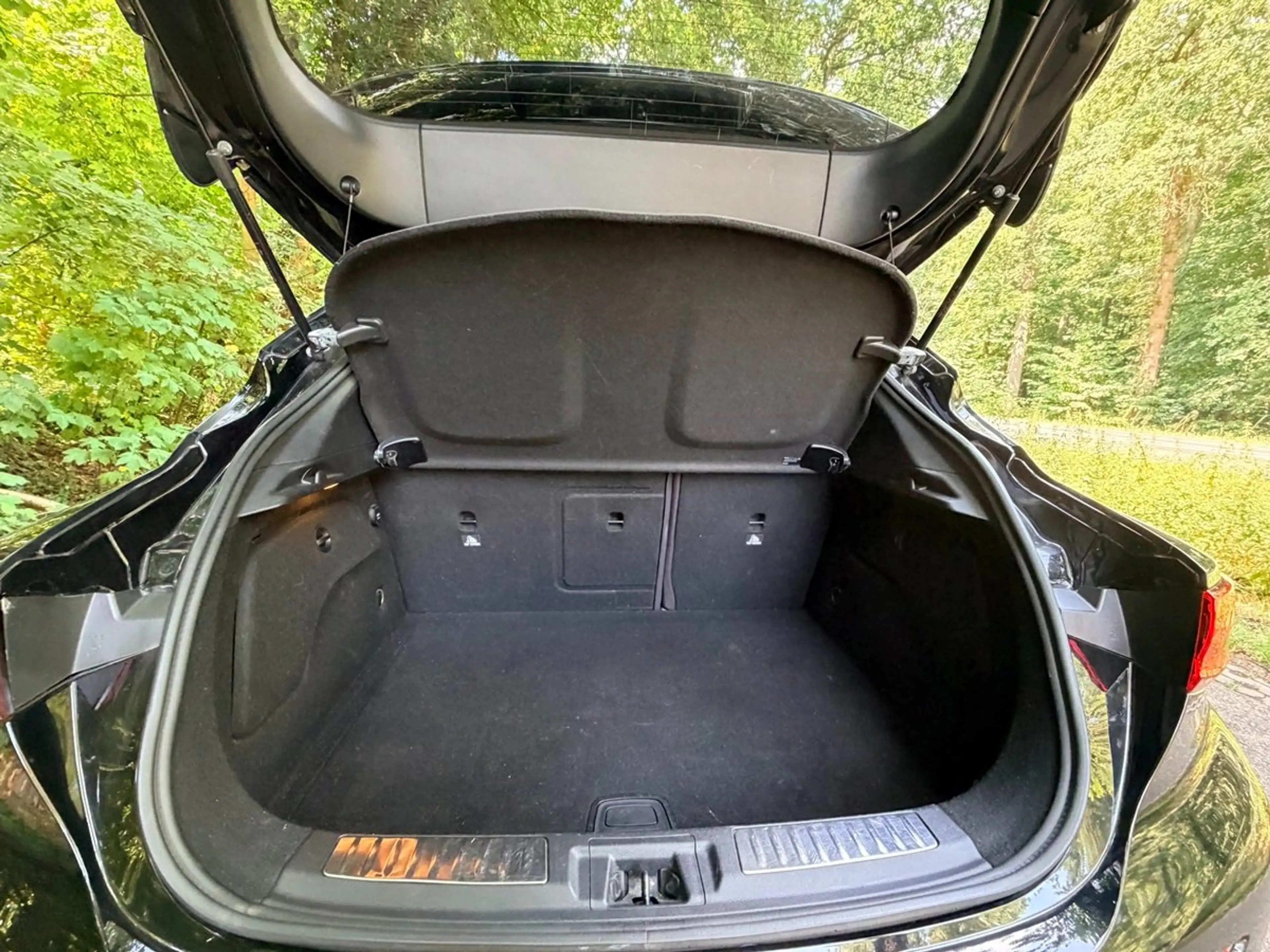 Infiniti Q30 1.6t Sport Aut., Navi, LED, Camera's, Cruise, ECC — photo 13