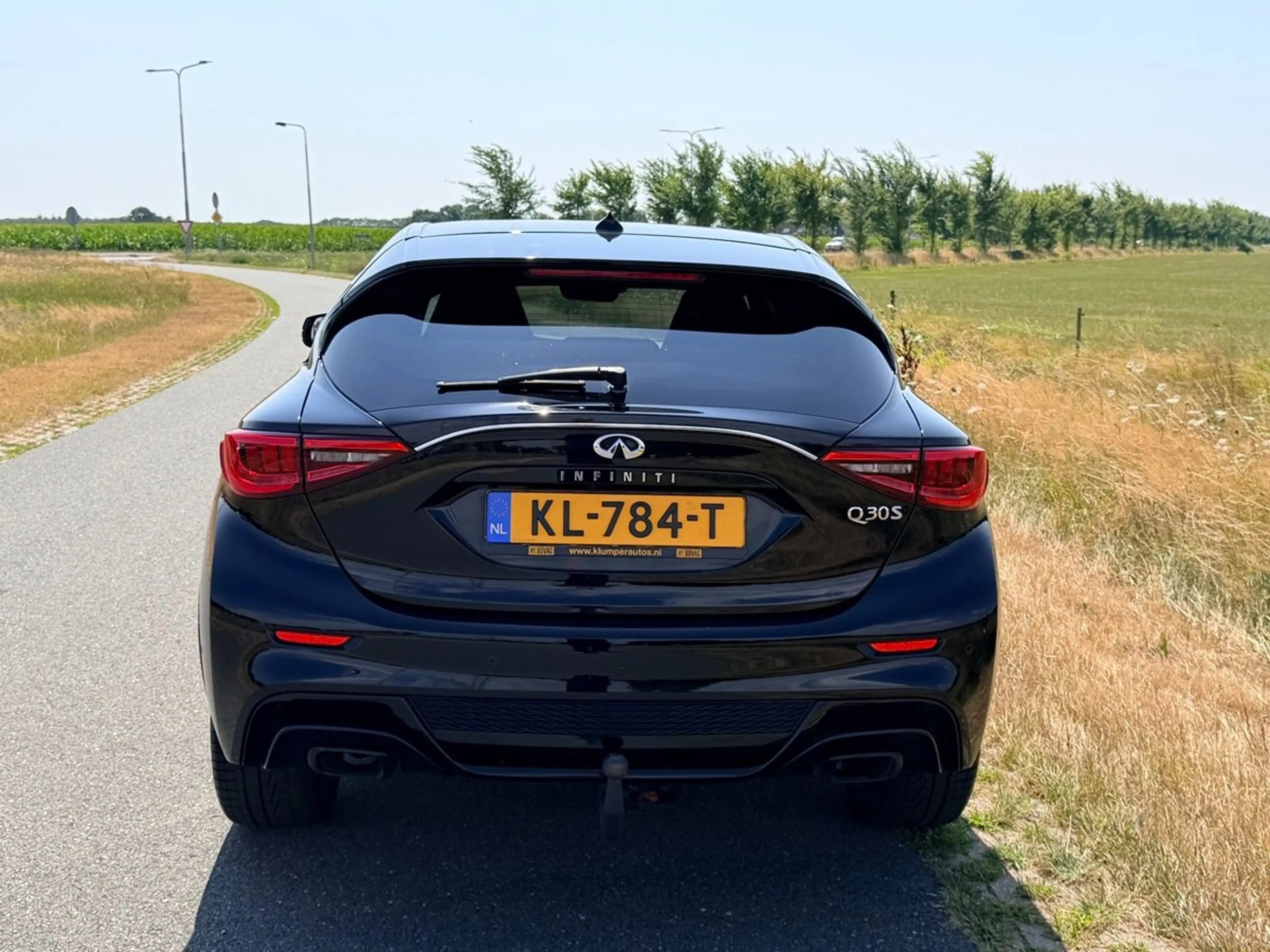 Infiniti Q30 1.6t Sport Aut., Navi, LED, Camera's, Cruise, ECC — photo 5