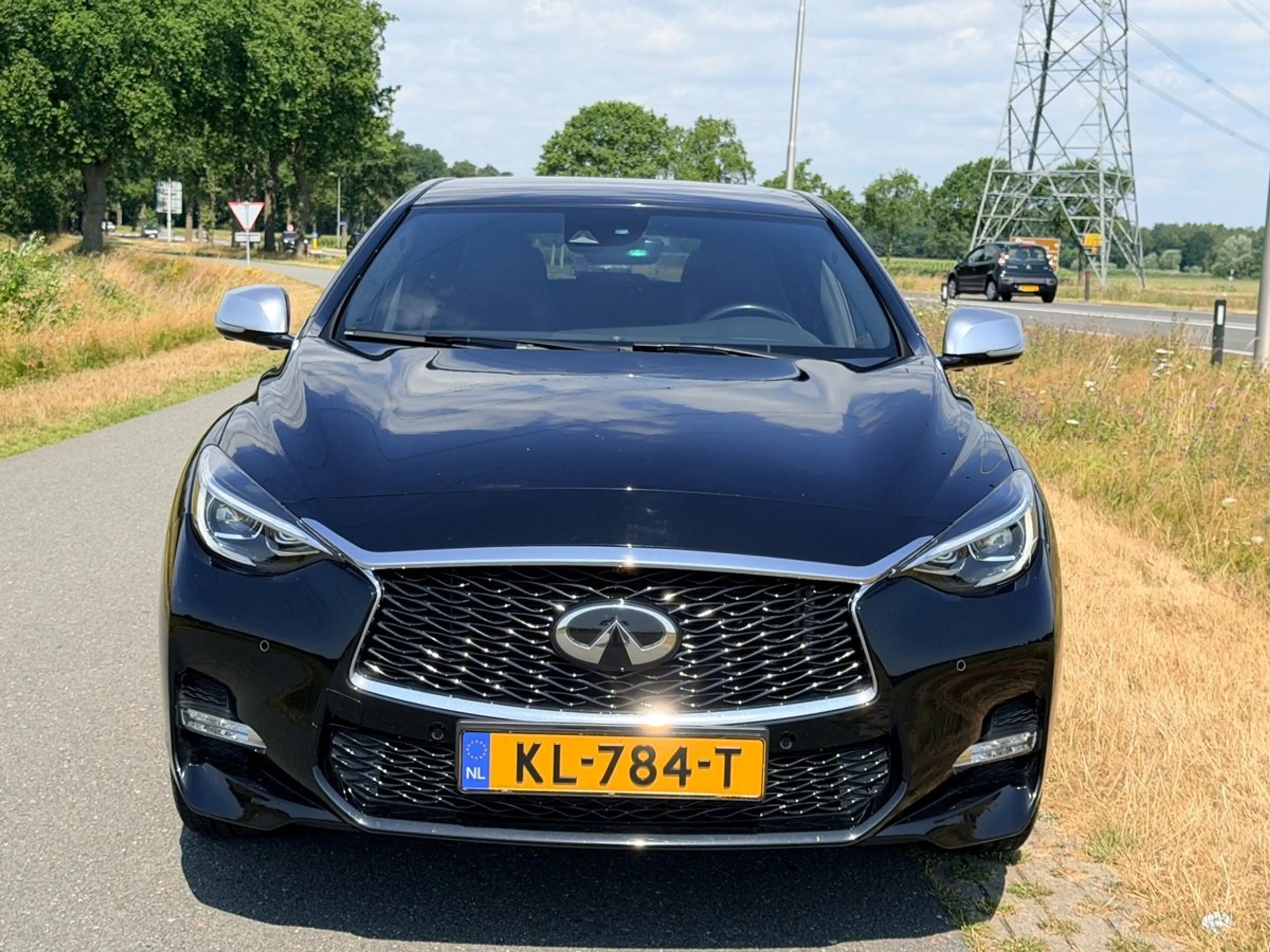 Infiniti Q30 1.6t Sport Aut., Navi, LED, Camera's, Cruise, ECC — photo 9