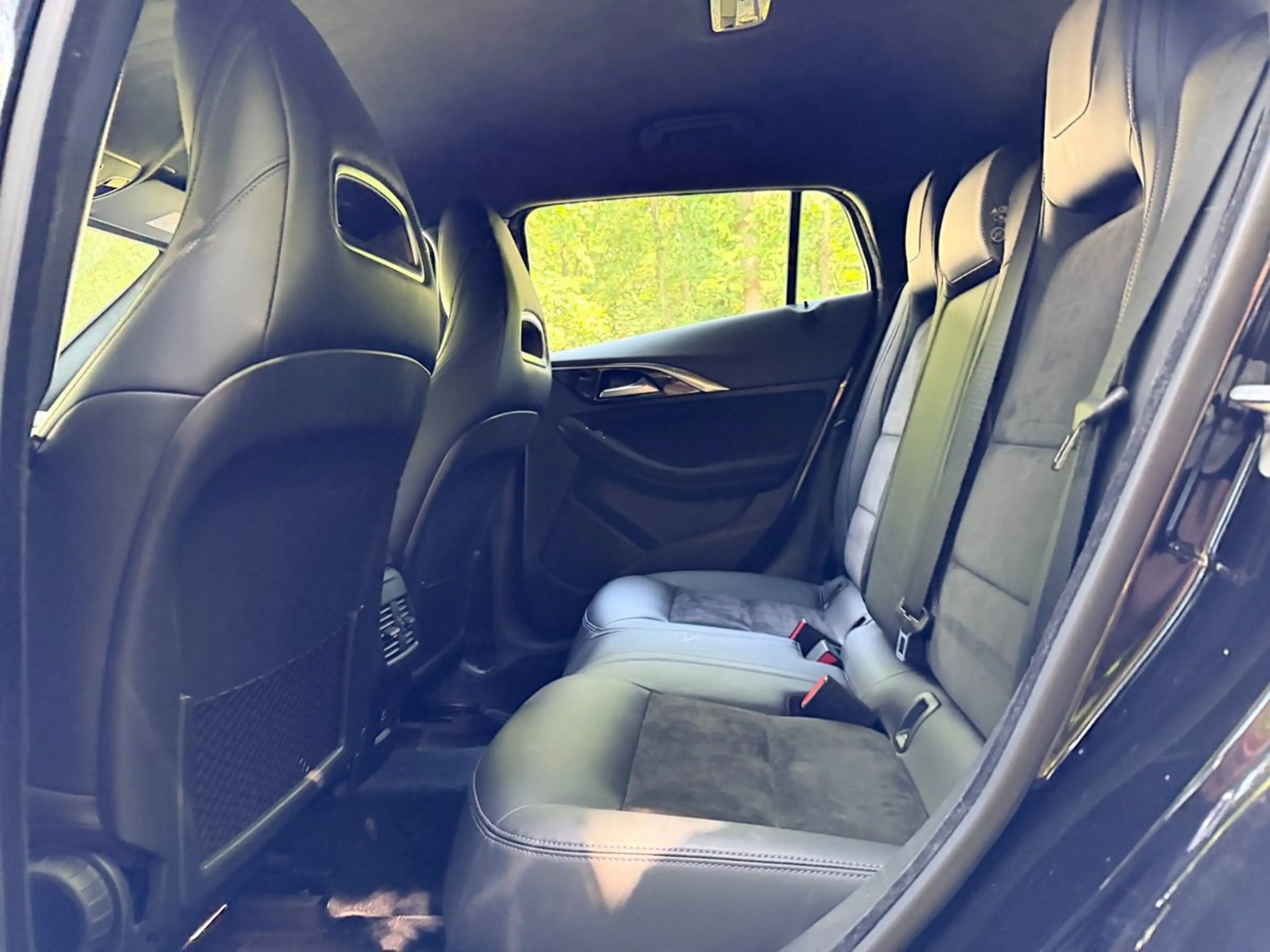 Infiniti Q30 1.6t Sport Aut., Navi, LED, Camera's, Cruise, ECC — photo 11